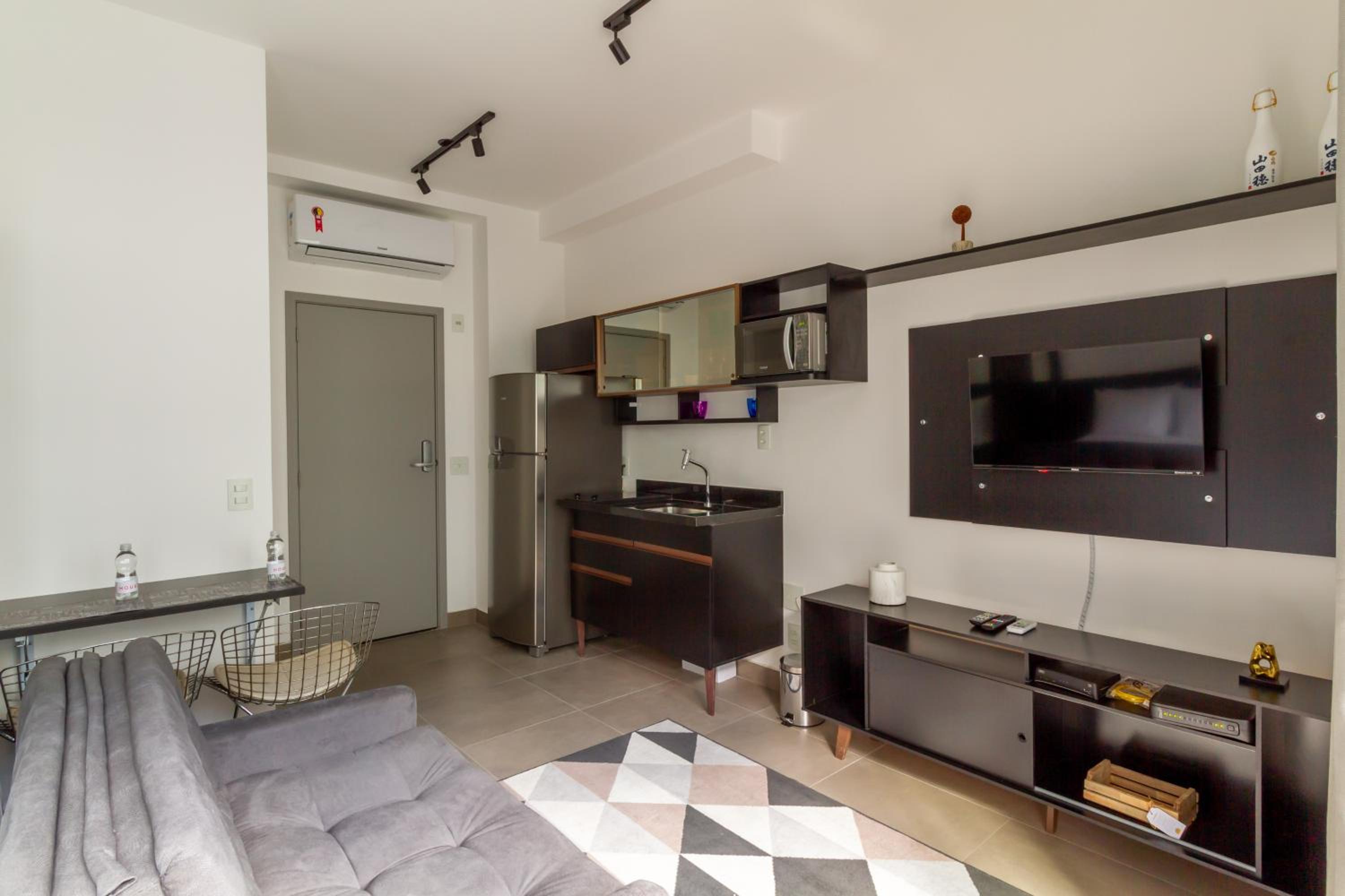 360 VN Capote Valente by Housi