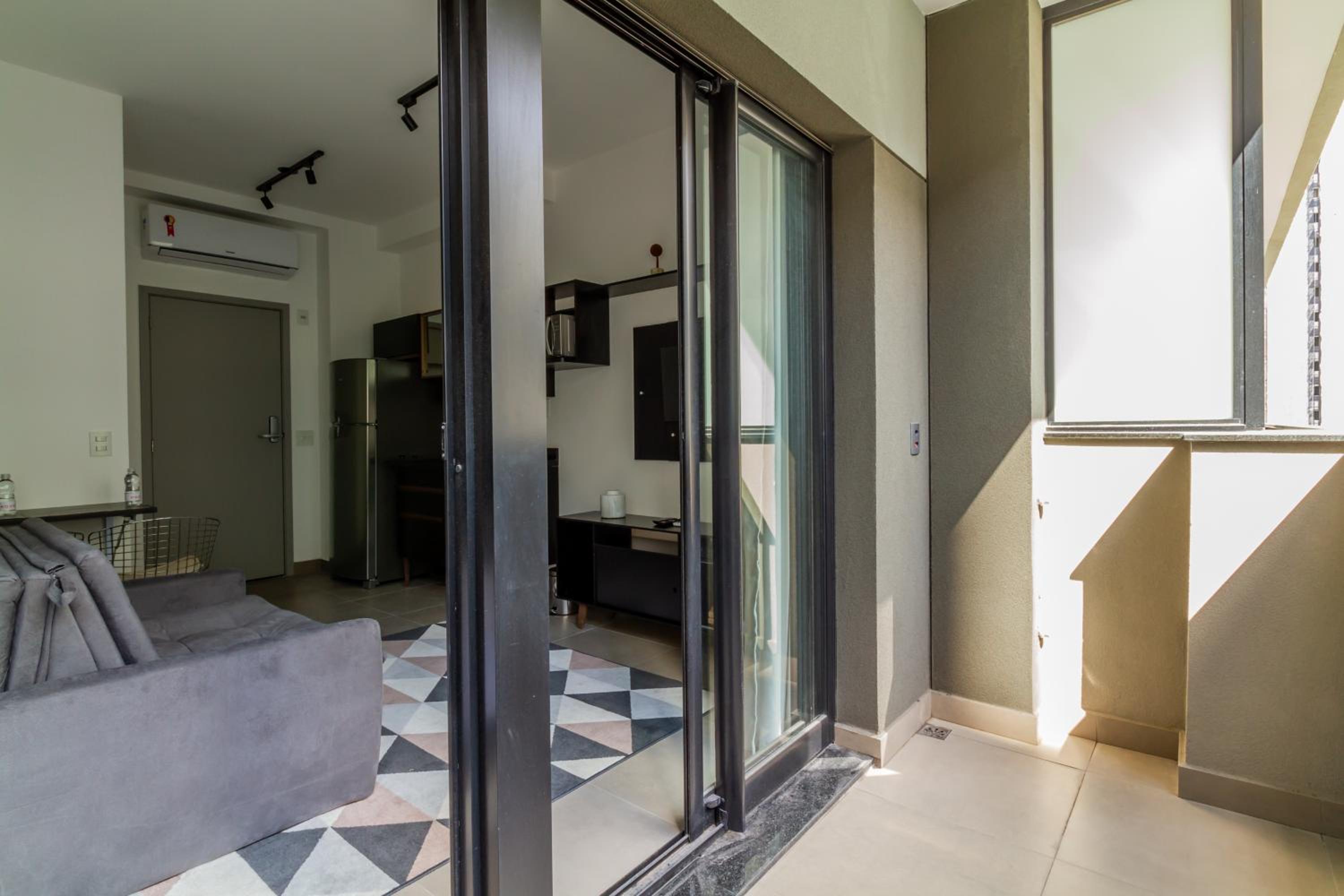 360 VN Capote Valente by Housi