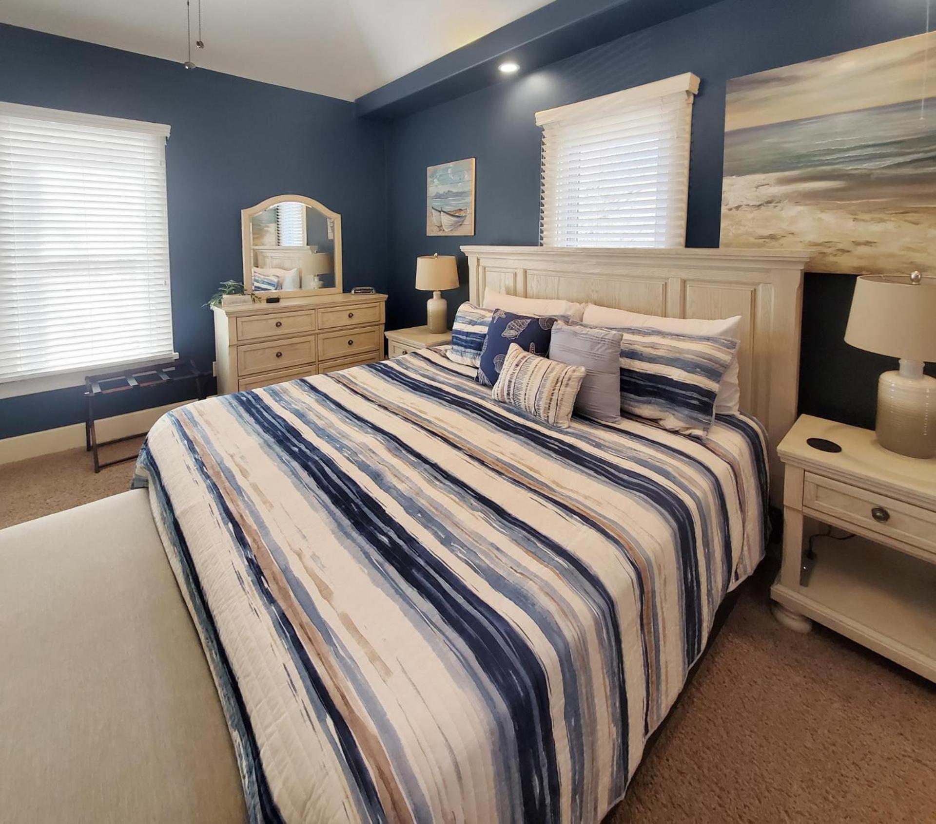 Cozy Family Cottage at the Lakes
