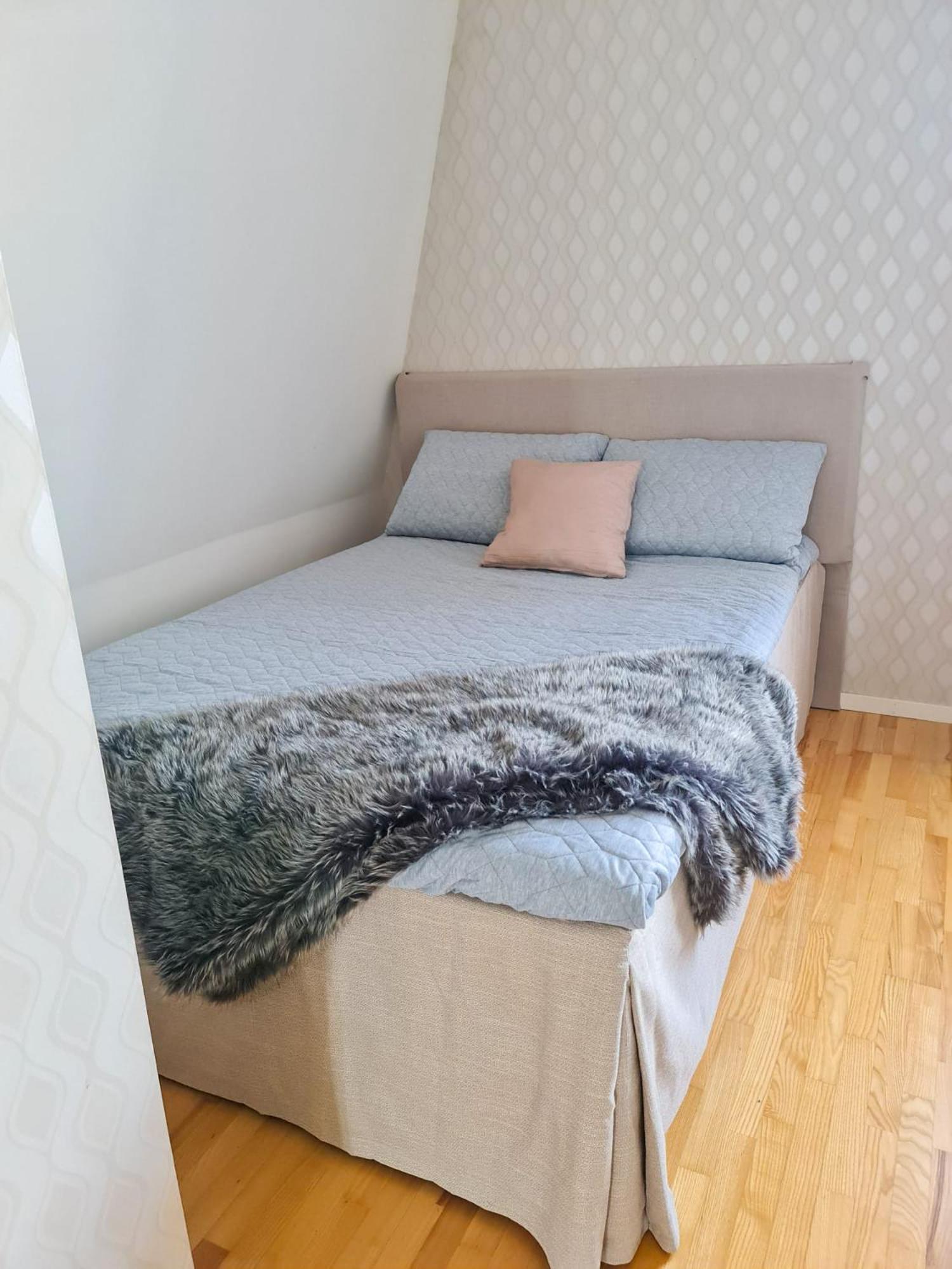 Apartment in private villa view 5