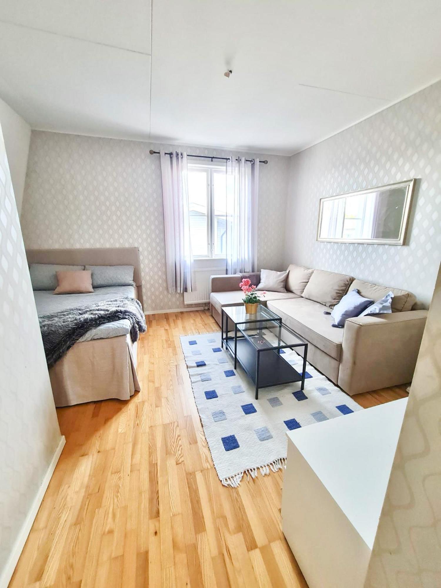 Apartment in private villa view 3