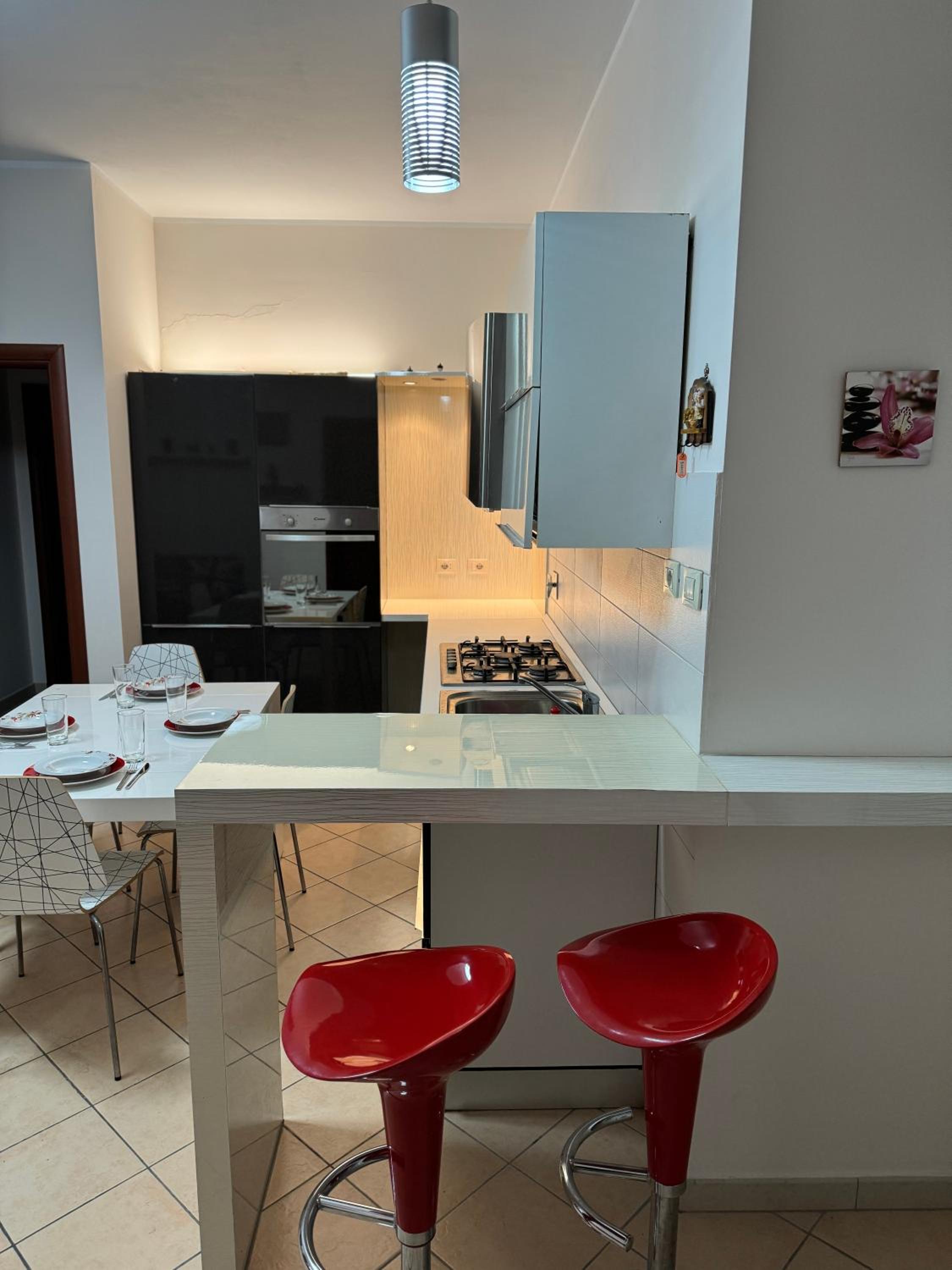 3 Bedrooms Apartment