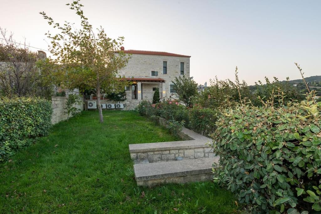 Quiet stone house near Plakias view 3