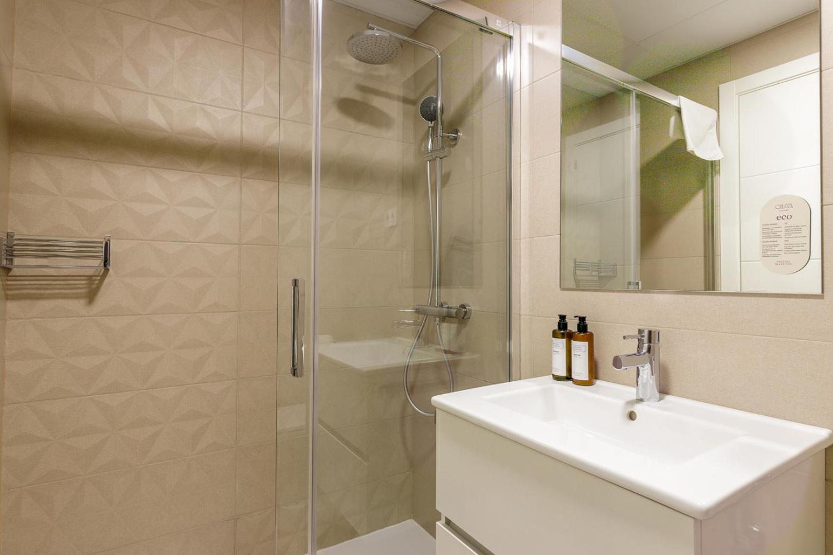 Malagueta Miramar with Shared Pool by Caleta Homes
