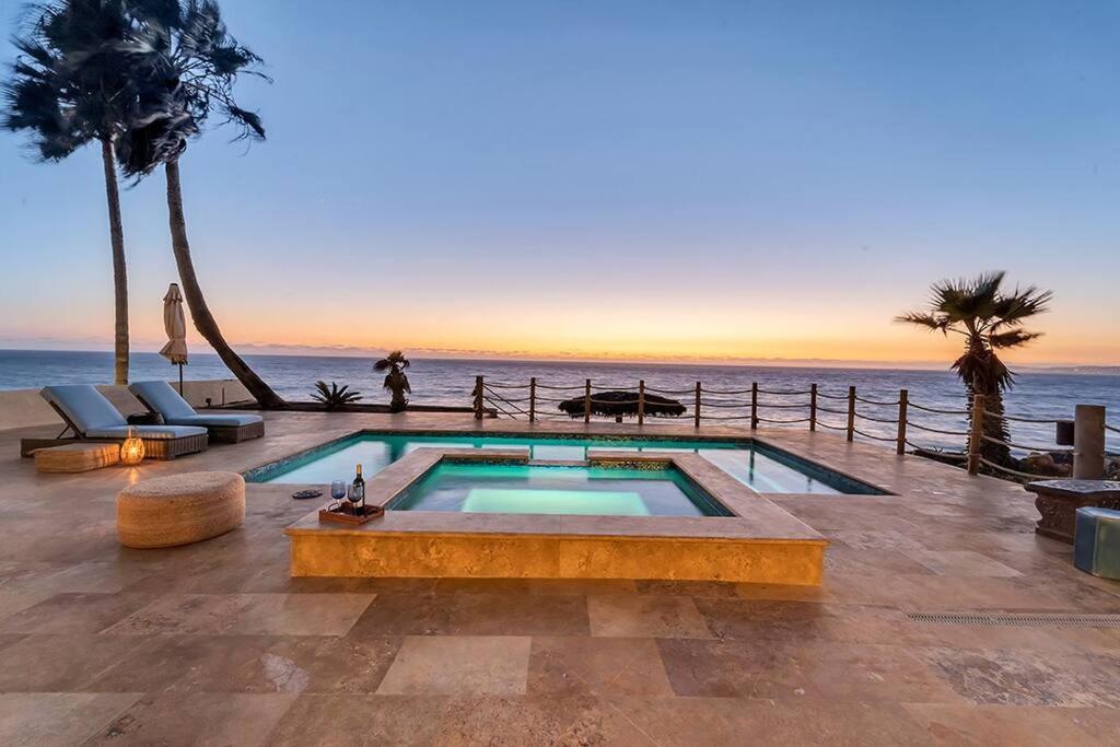 Stunning Luxury Ocean-Front Casa with Pool & Spa