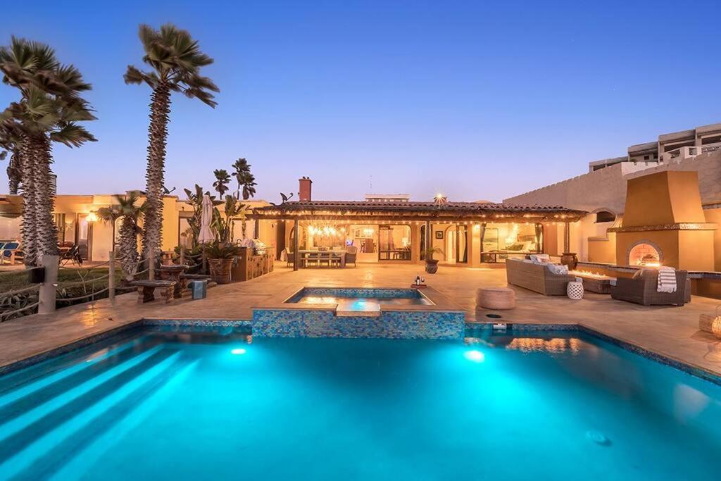 Stunning Luxury Ocean-Front Casa with Pool & Spa