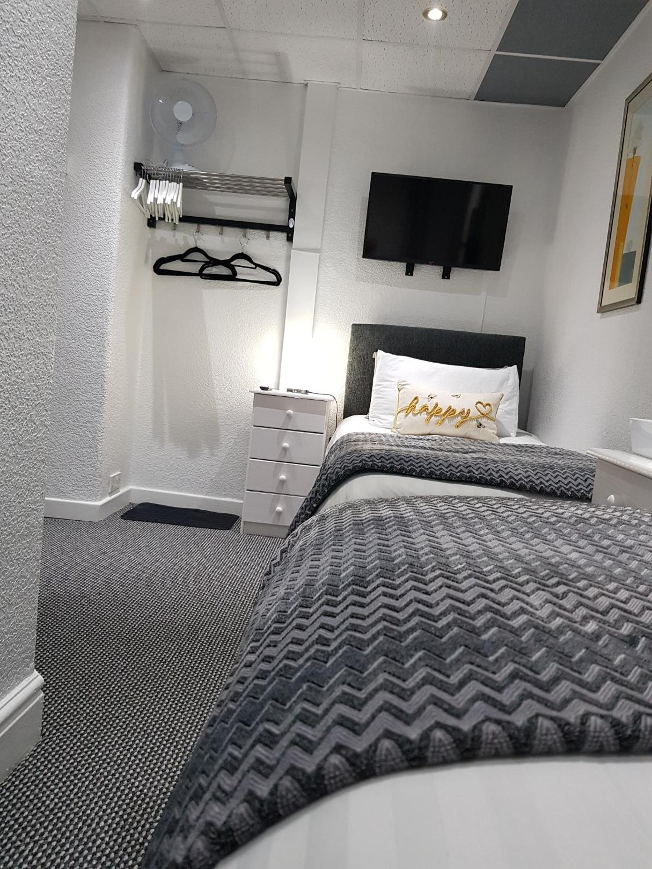 Rock Dene Hotel