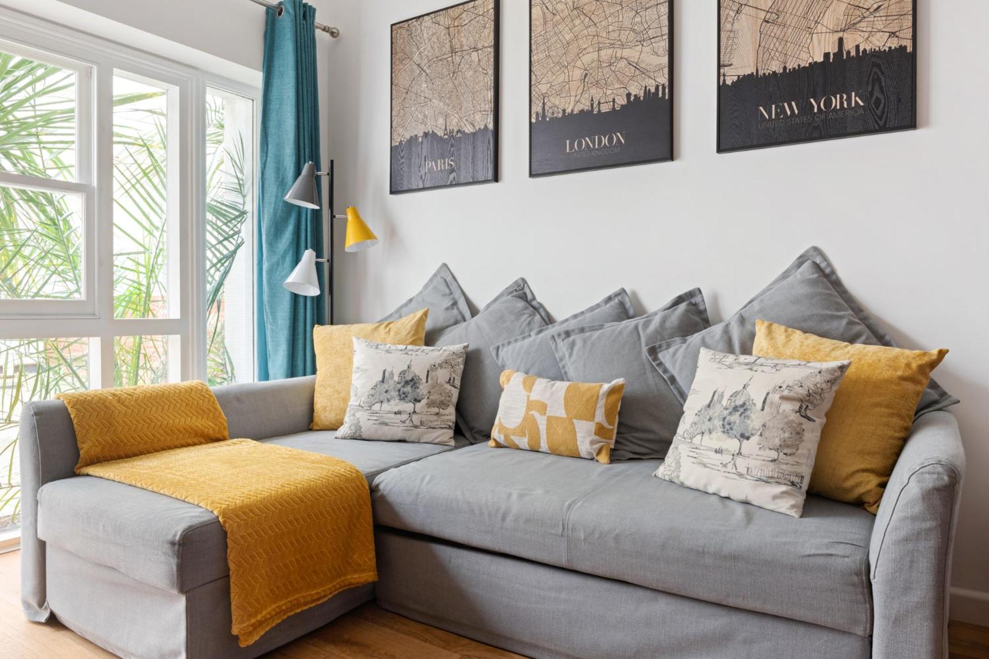 Urban Elegance - 2 Bed Luxury City Retreat view 2