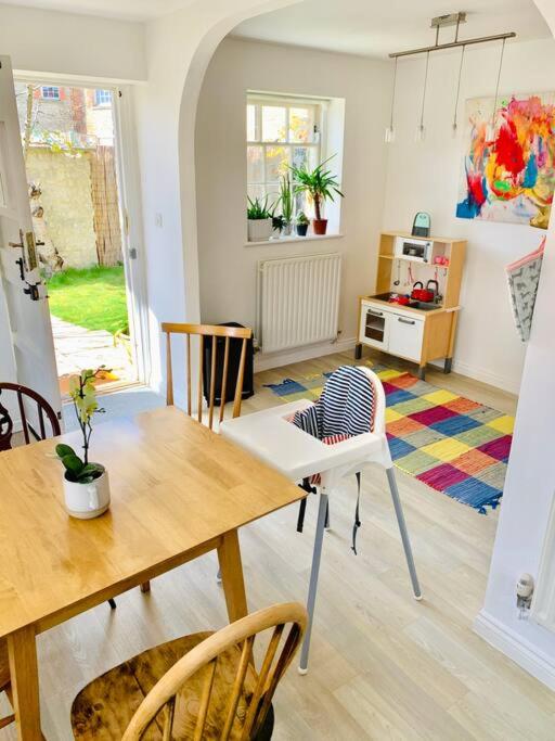 Large historic family home nr Longleat and Bath view 2