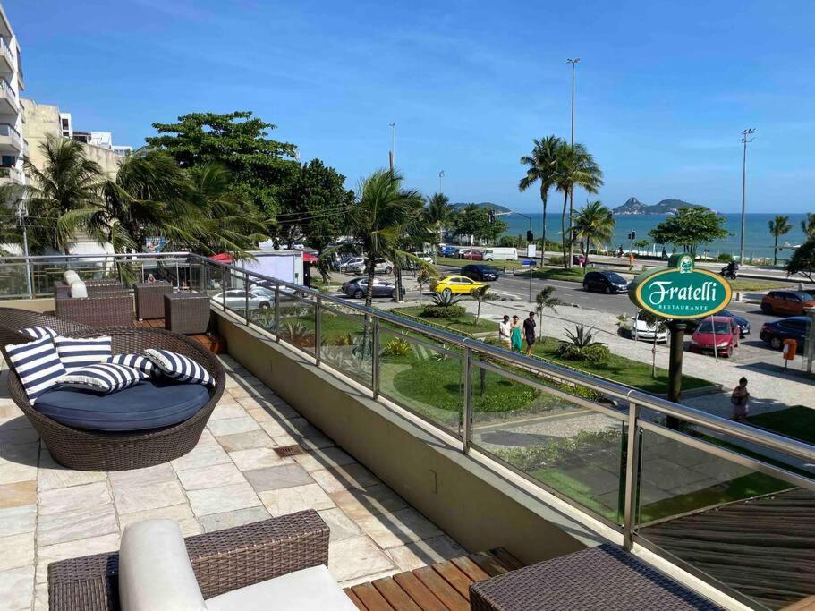 Barra palace Posto 3 frente Praia