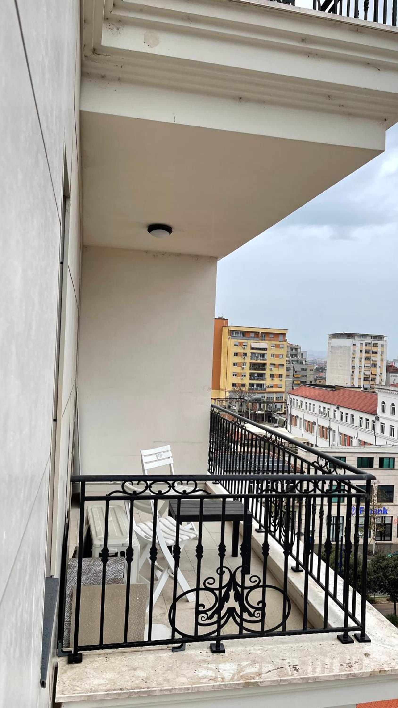 Simplicity Center Apartment photo 4