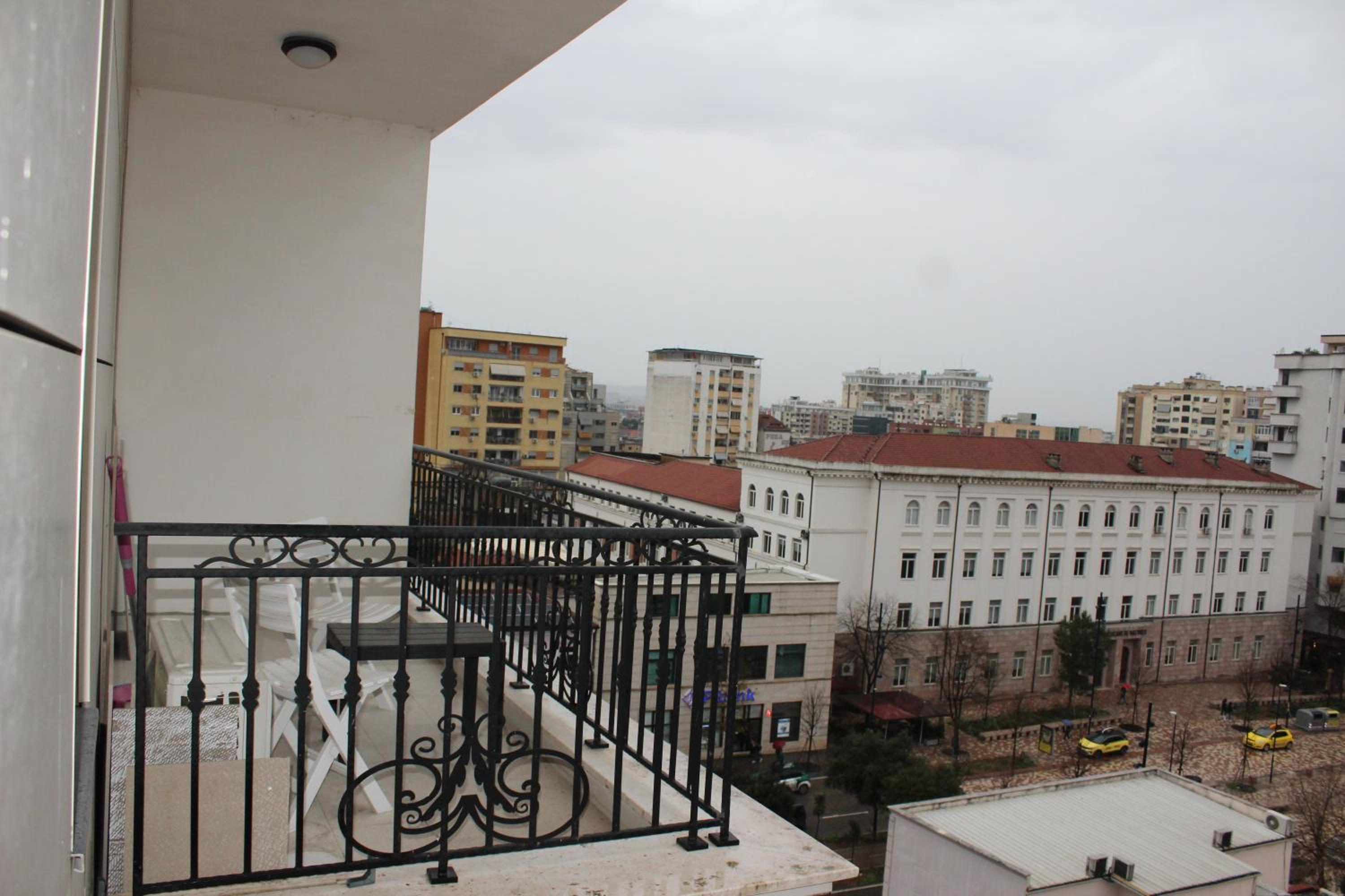 Simplicity Center Apartment photo 2