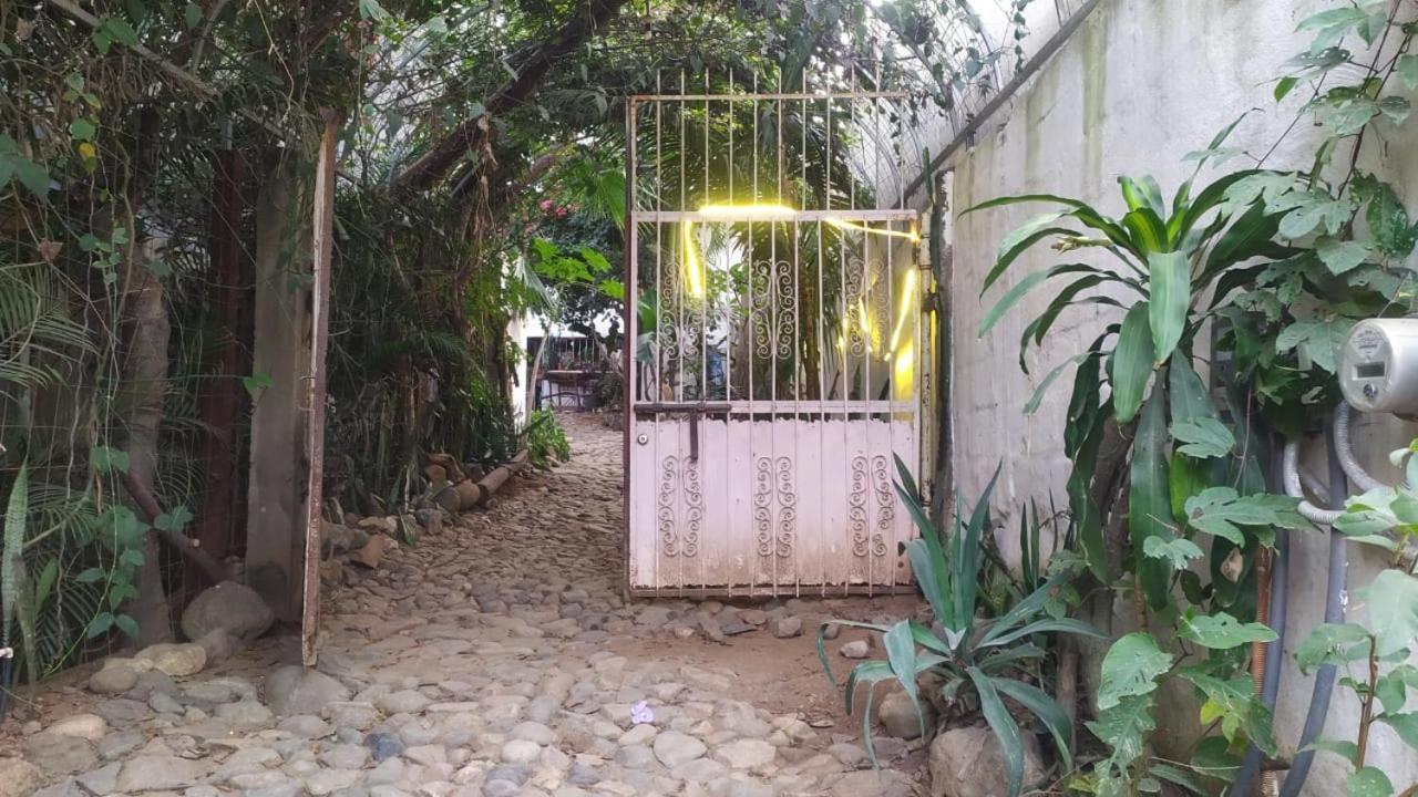 Hermoso studio apartment view 2