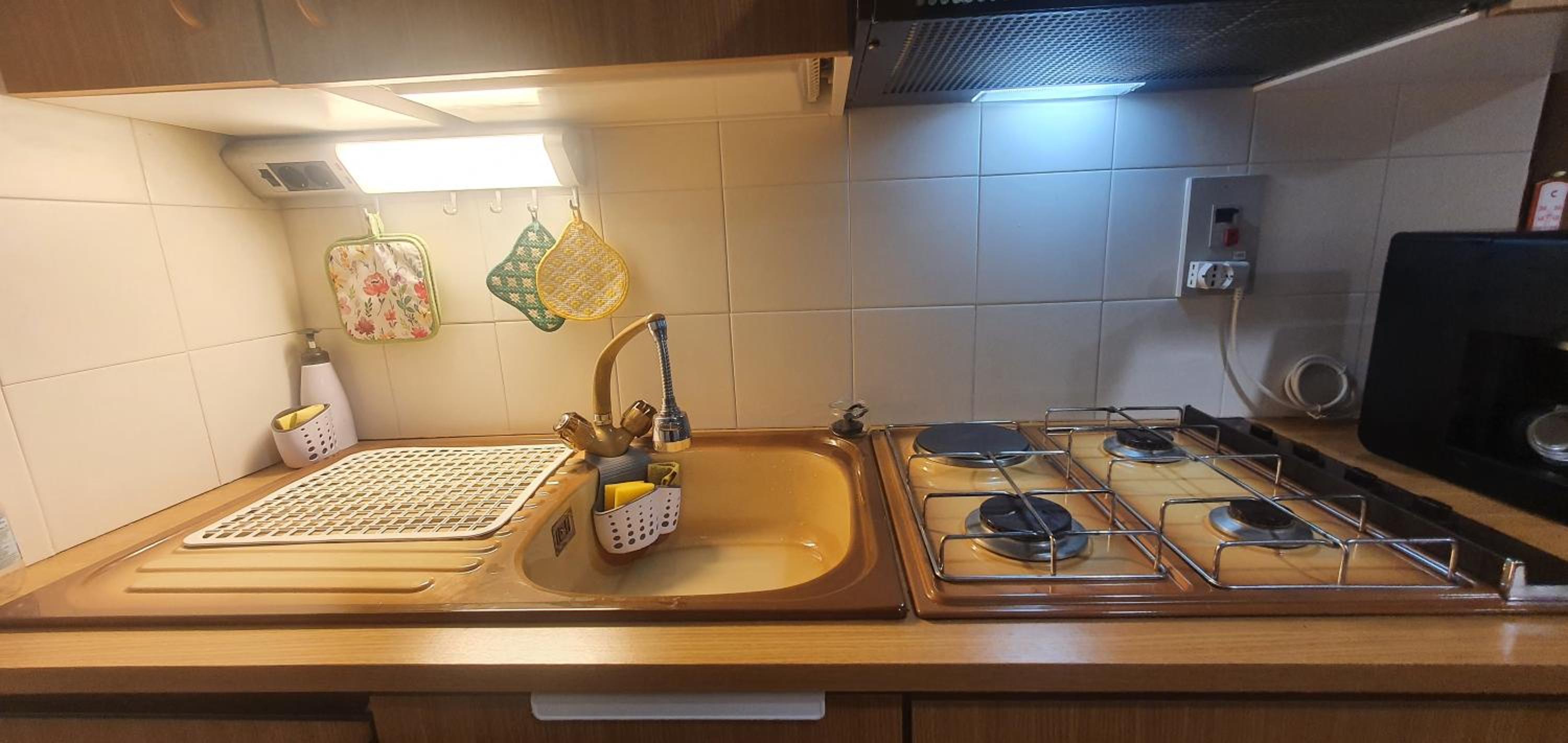 Photo 33