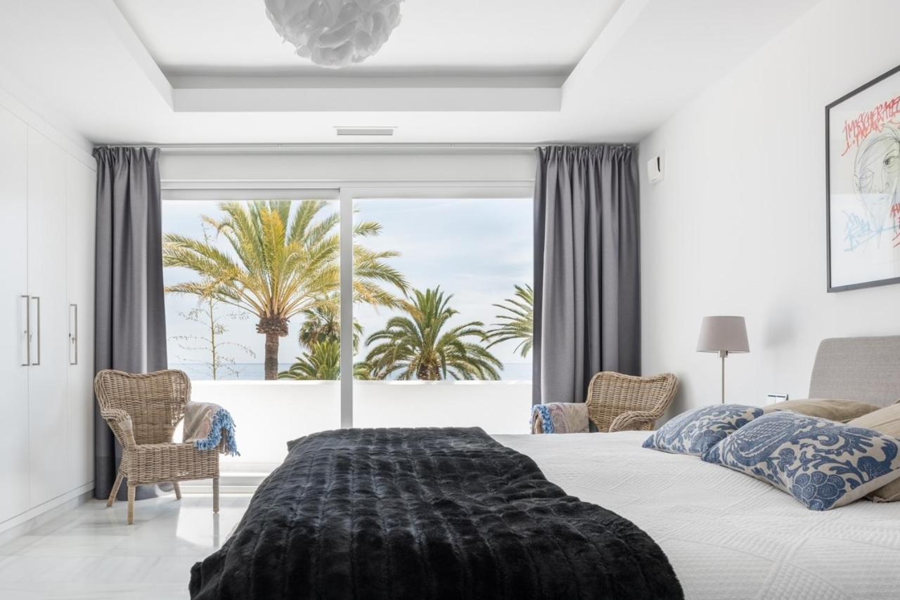 OASIS Beachfront Golden Mile