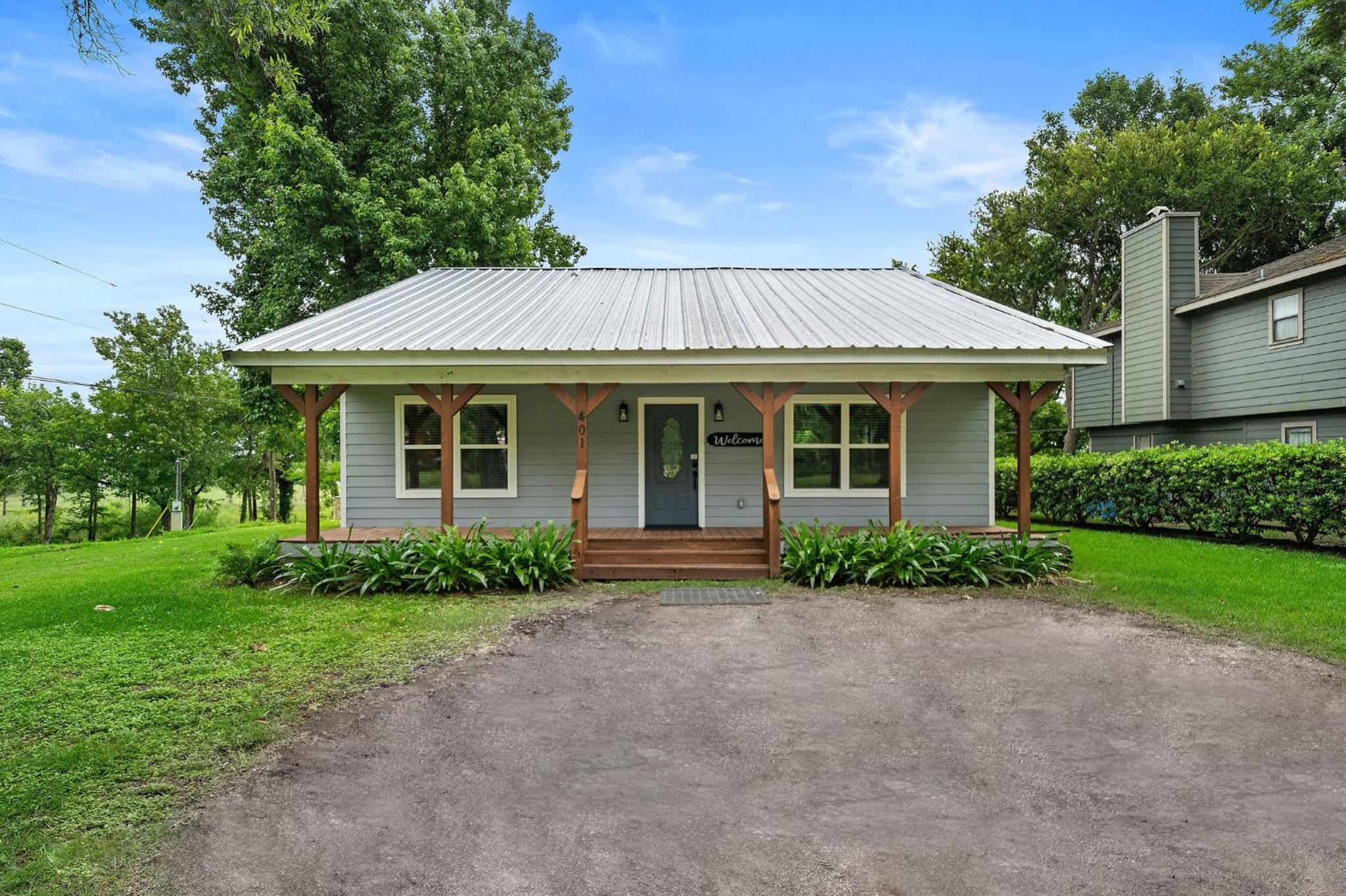 Old and Lost River Home on the river by Super Hosts instant book barbers hill wifi work space fishing hunting bird watching