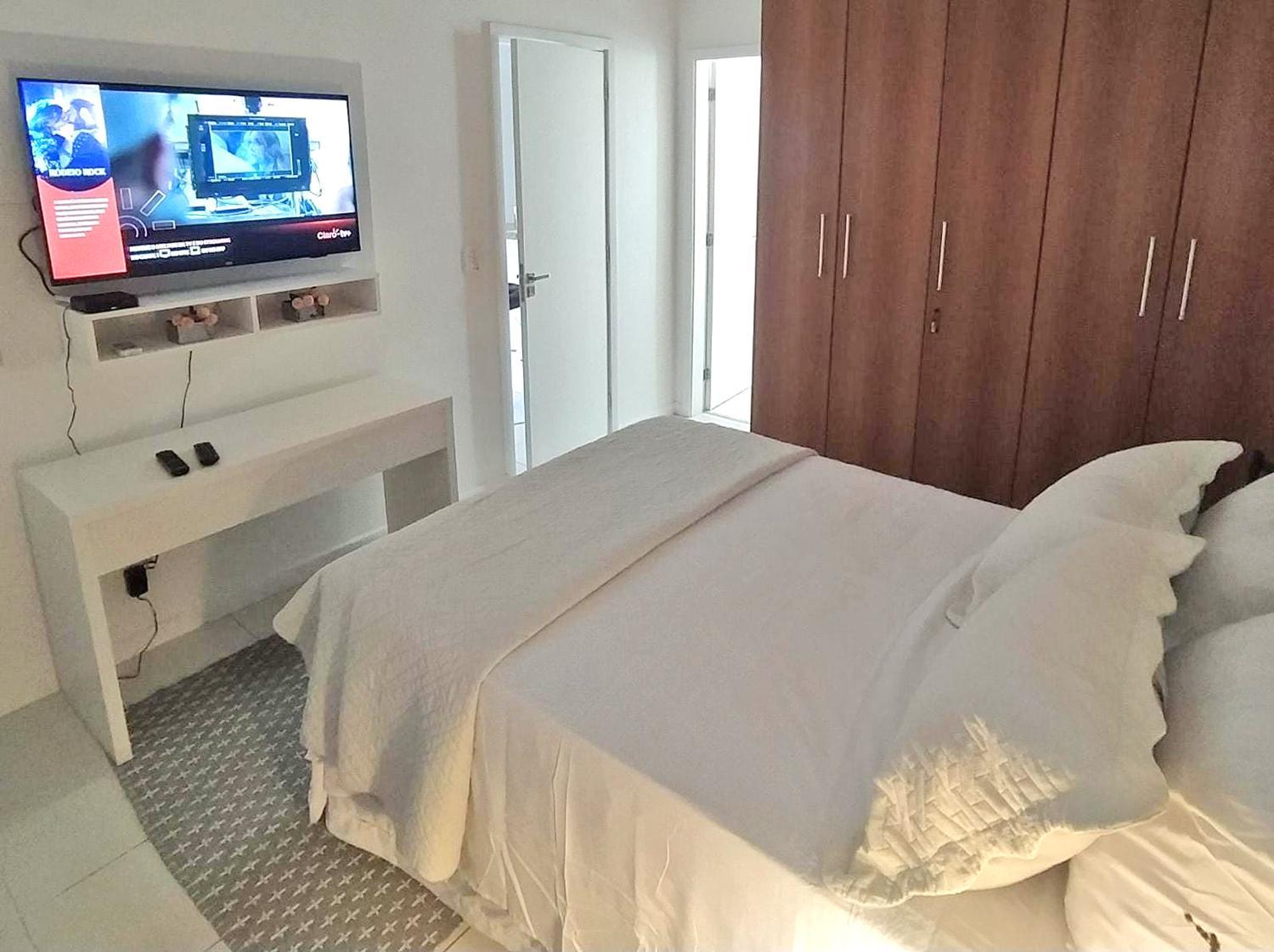 Charmoso Apartamento na Barra da Tijuca próximo ao Riocentro, com piscina e estacionamento