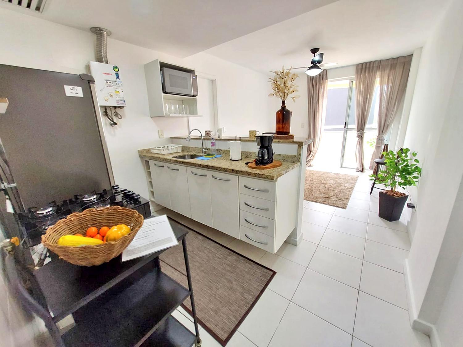 Charmoso Apartamento na Barra da Tijuca próximo ao Riocentro, com piscina e estacionamento