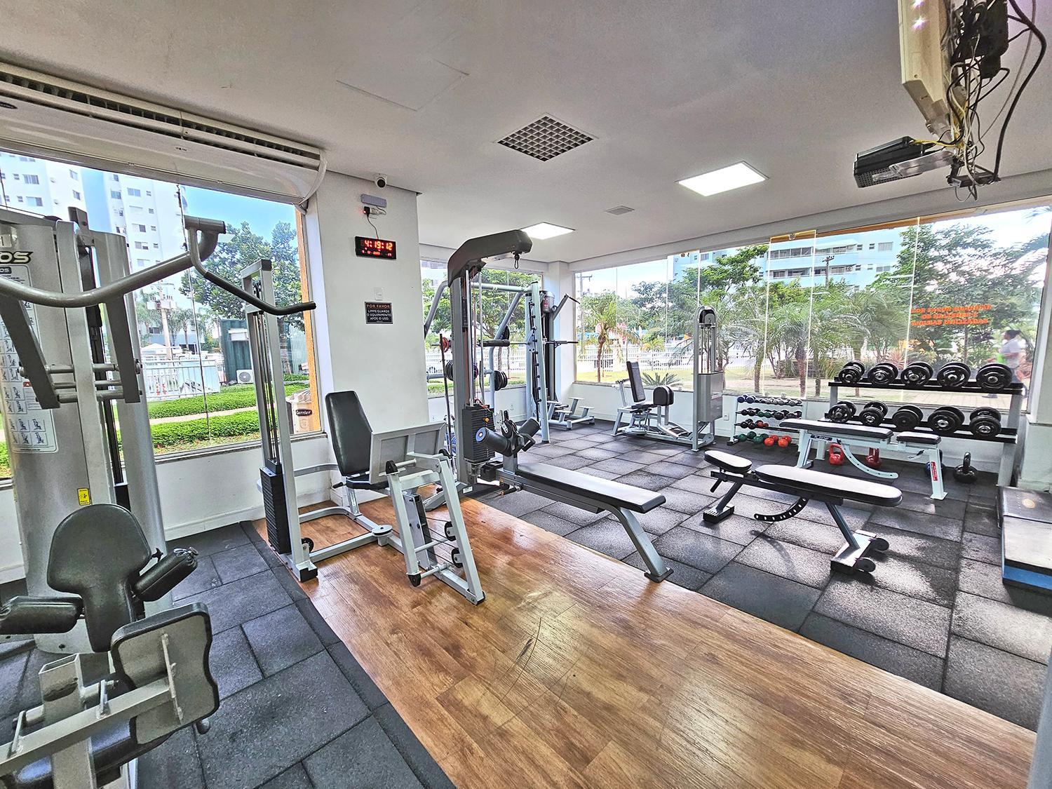 Charmoso Apartamento na Barra da Tijuca próximo ao Riocentro, com piscina e estacionamento