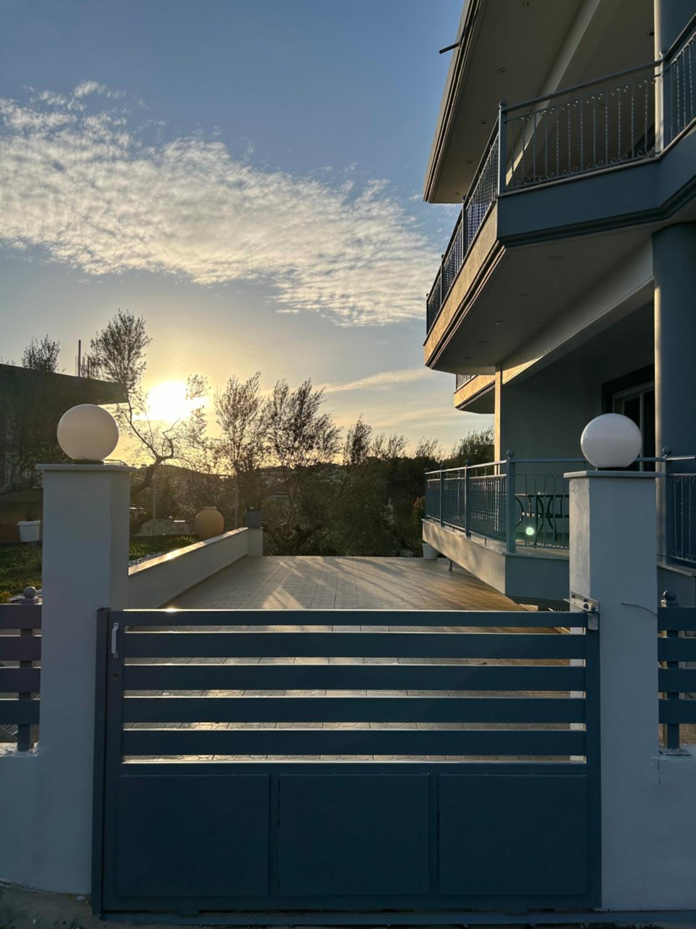 Nature & Luxury view 3