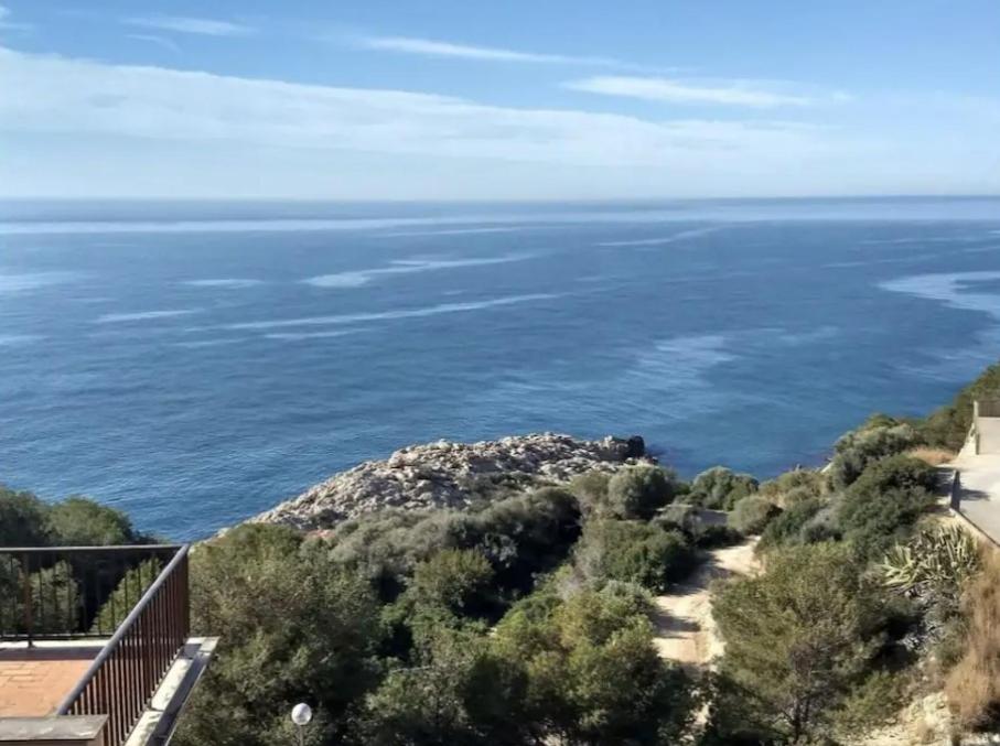 Faro de Salou