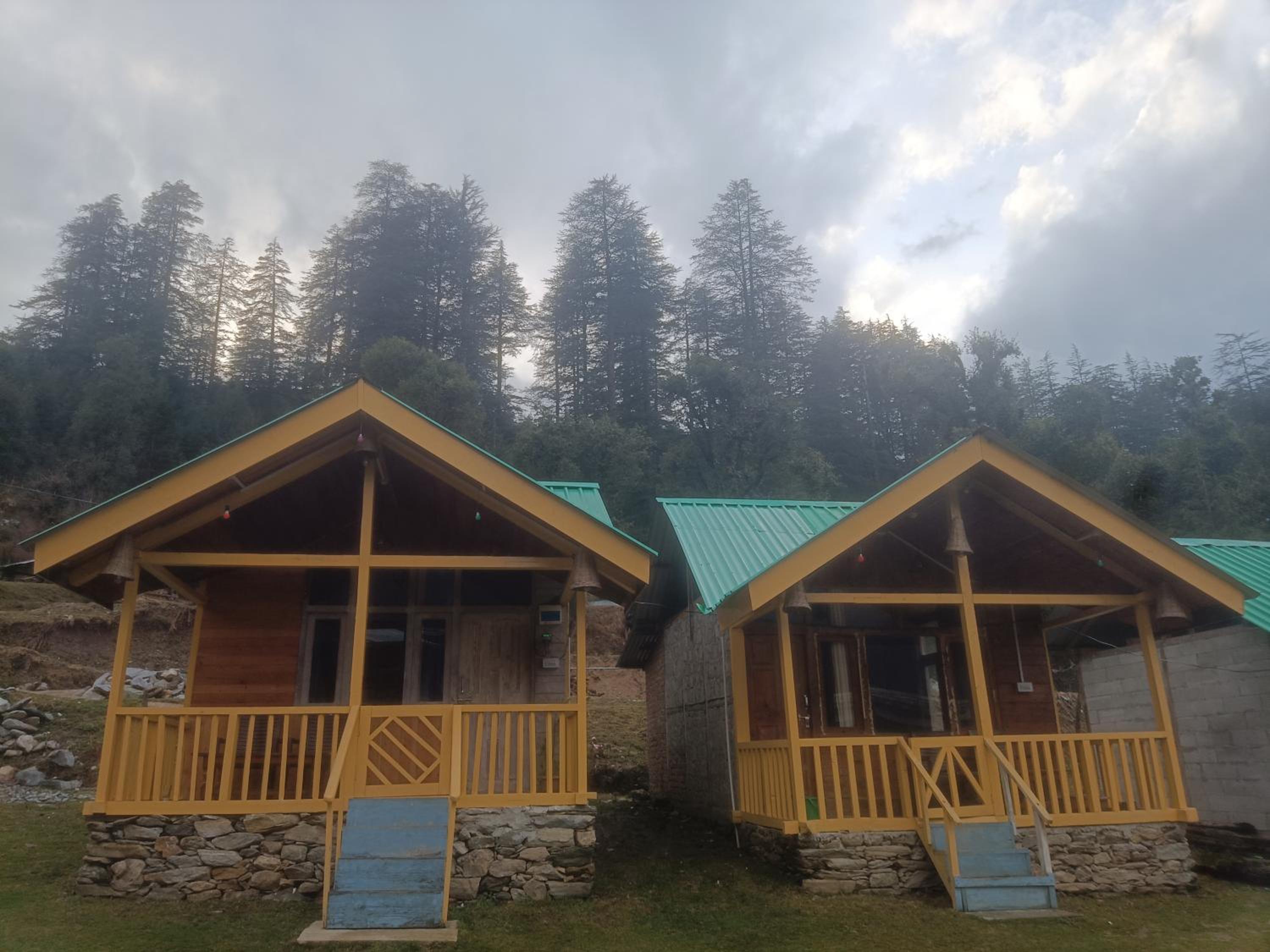 great himalayan hikes homestay shanghar