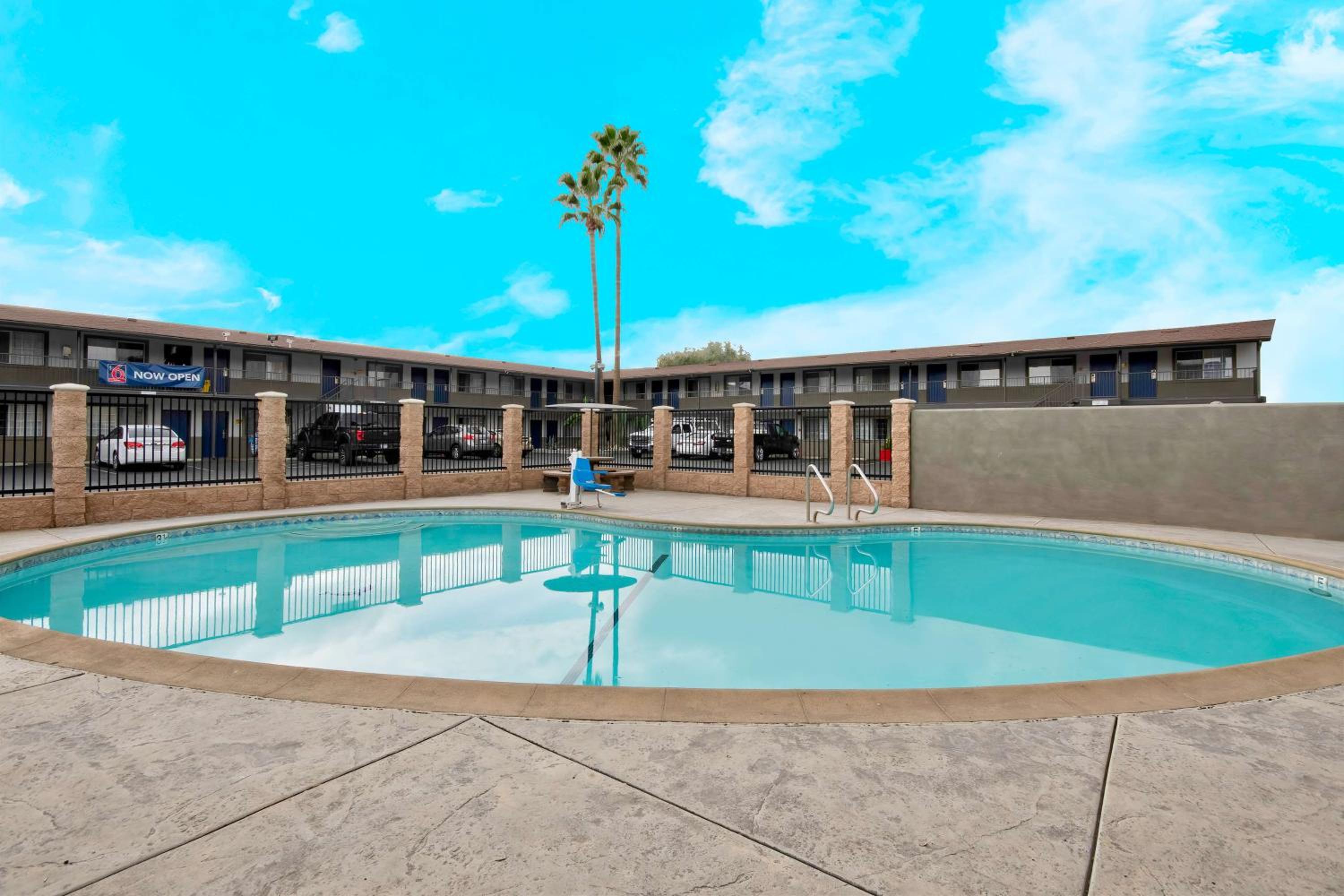 Studio 6 Suites San Bernardino, CA view 3