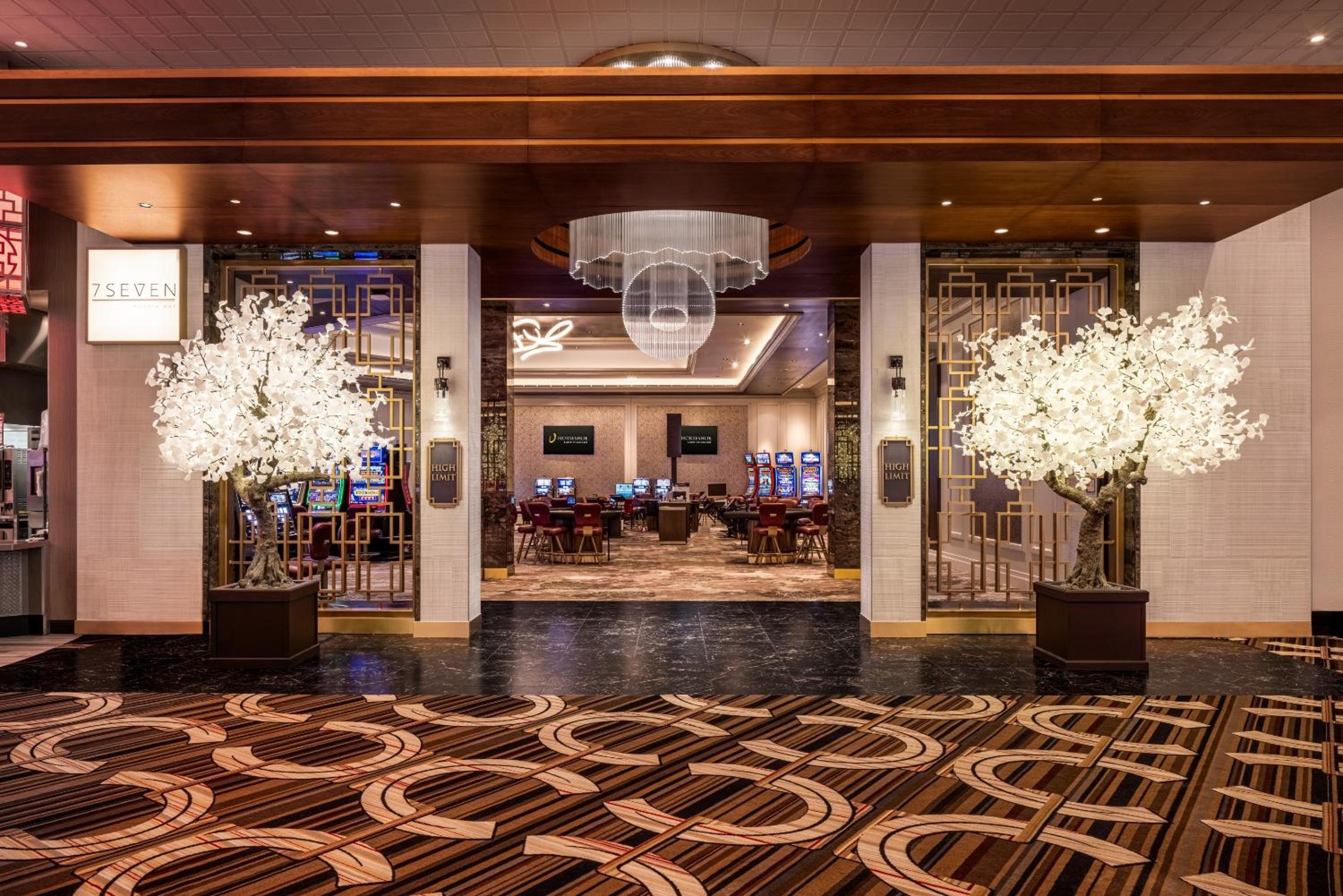 Horseshoe Lake Charles, A Caesars Destination