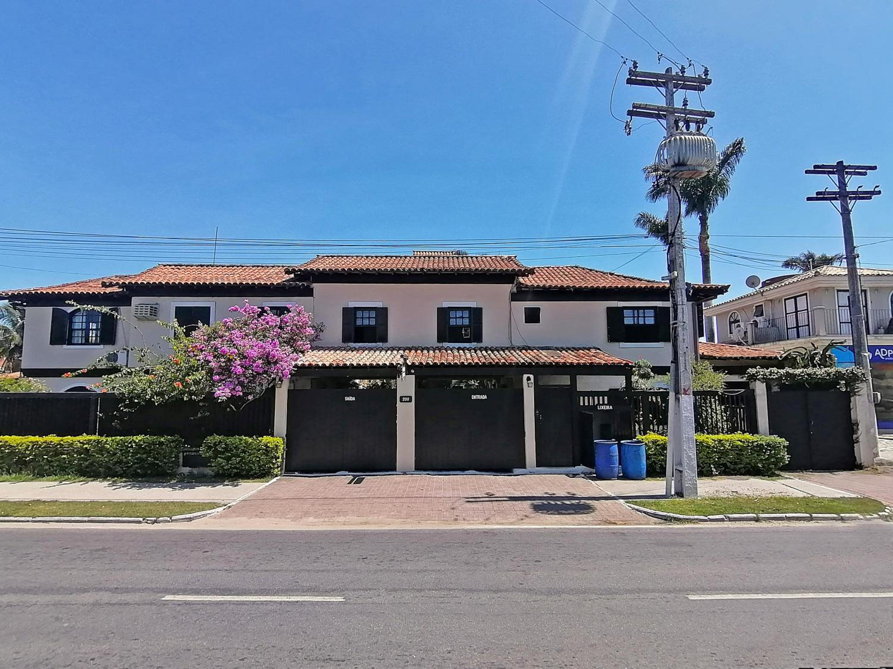 Casa 12 Búzios Vilas a 500m da Rua das Pedras, top localização em condomínio lindo e calmo, portaria 24h