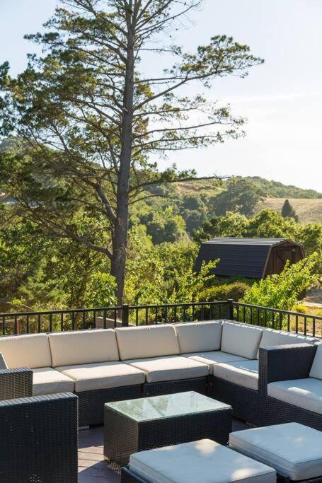 BREATHTAKING VIEWS Executive Lafayette Family Home