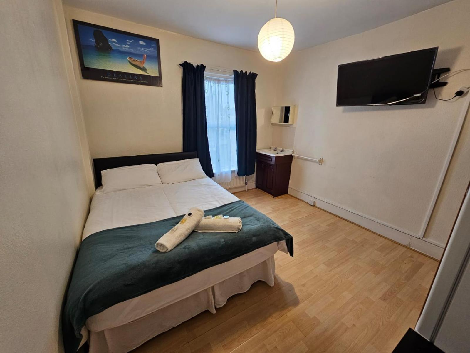 Bruce Rooms