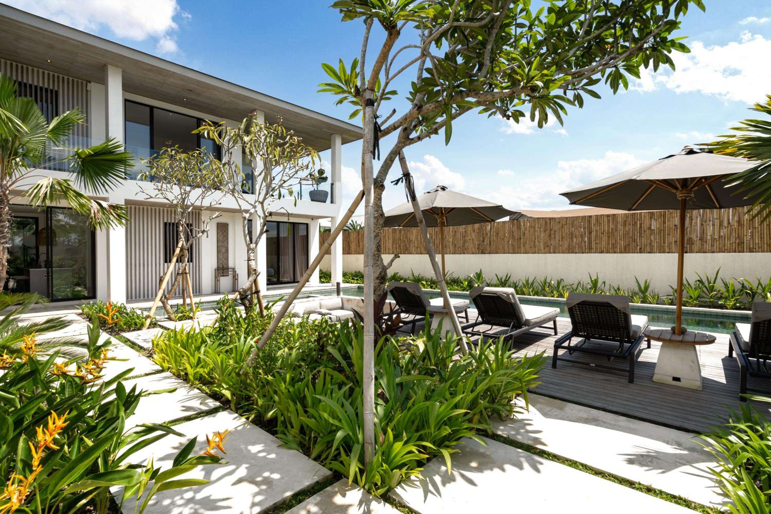 Villa Leeloo by BaliSuperHost