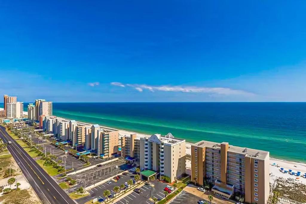 Crystal Tower Condominiums