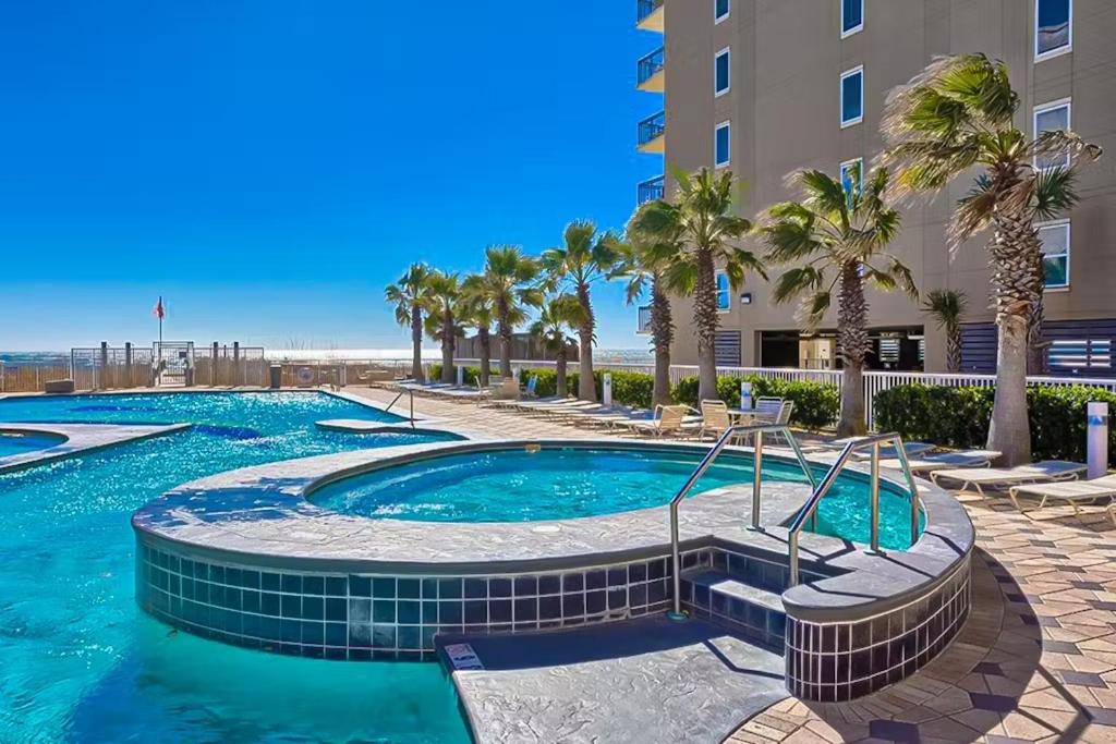 Crystal Tower Condominiums