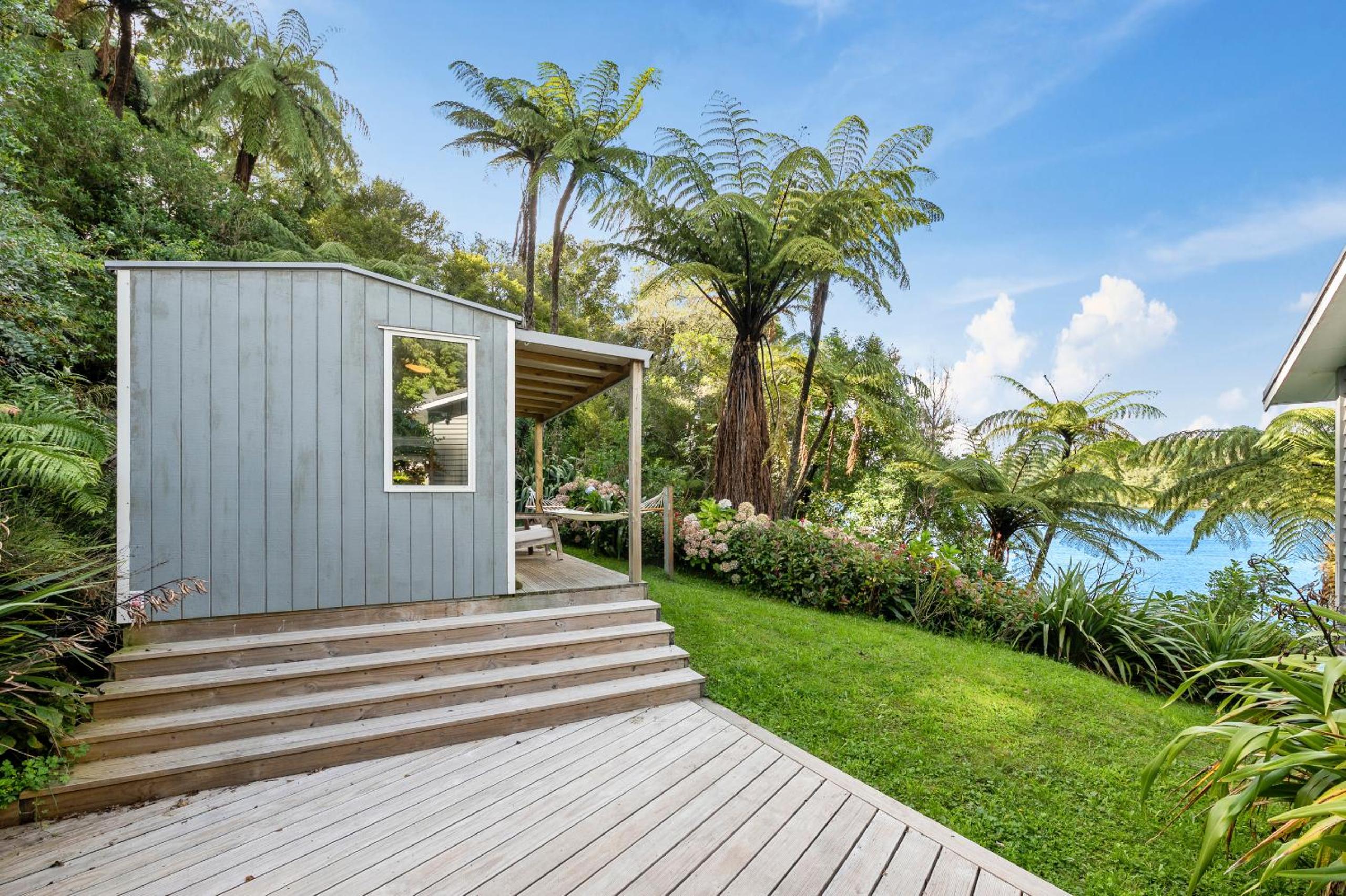 Lake Hideway - Okere Falls Holiday Home view 2