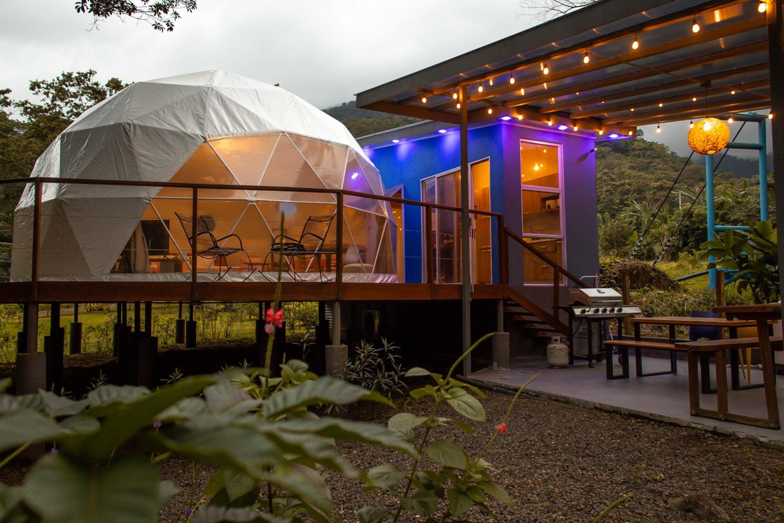 Bitzu Dome-Bijagua Riverside Glamping