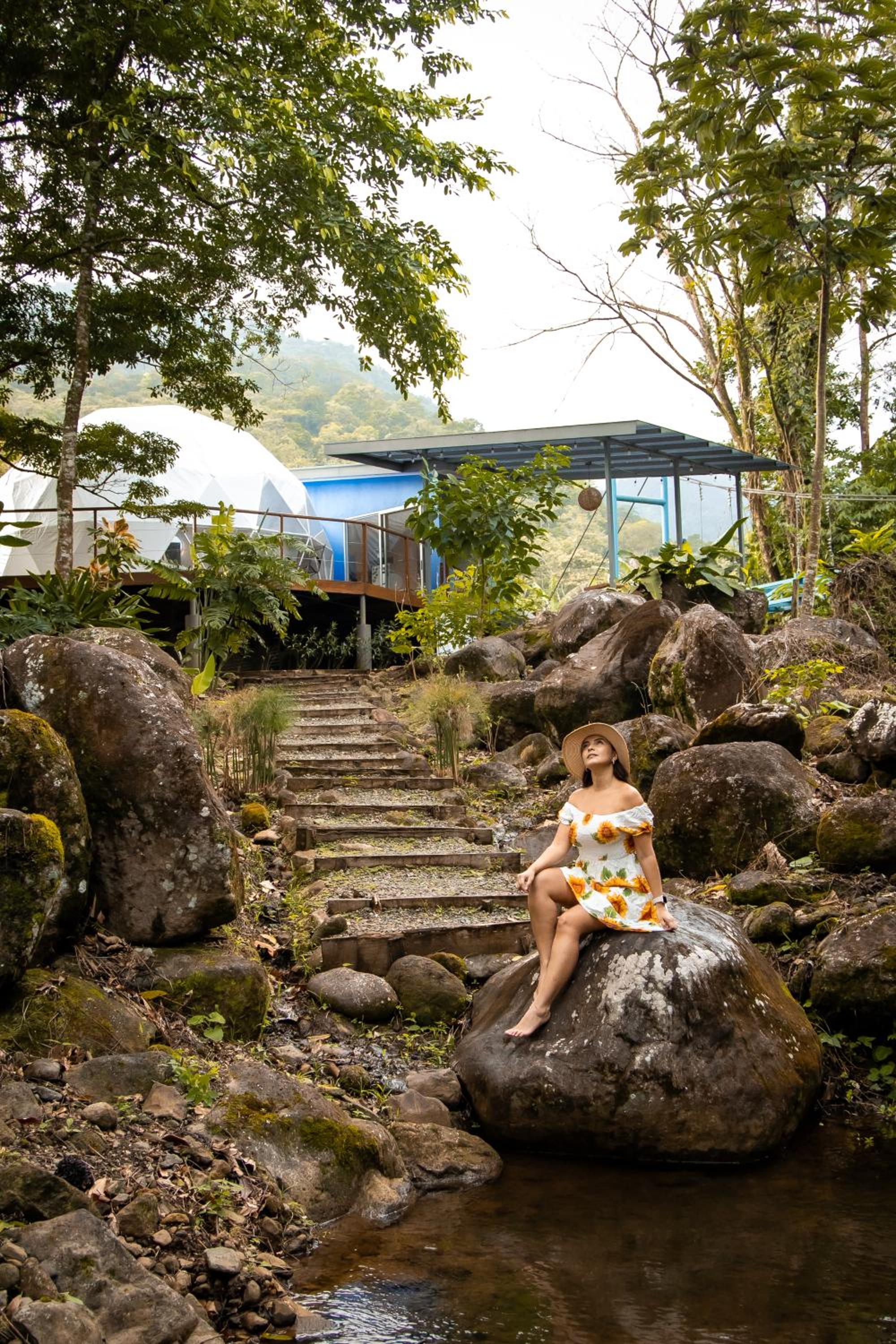 Bitzu Dome-Bijagua Riverside Glamping