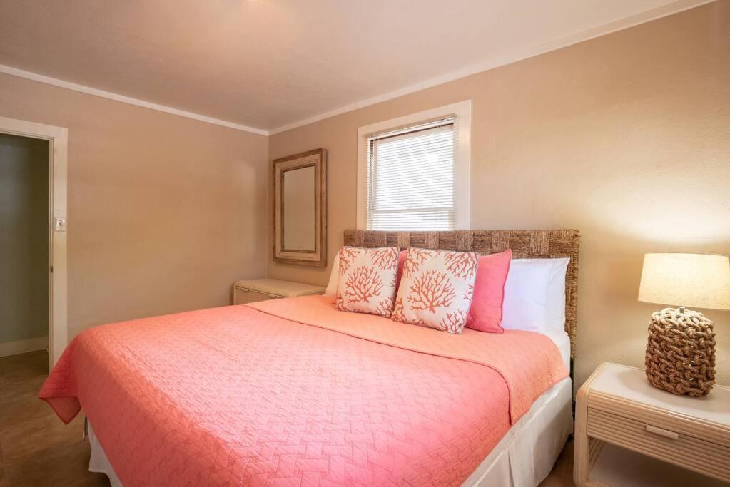 Private Cottage @ Keawakapu Beach Sleeps 6 - MMC2 view 4