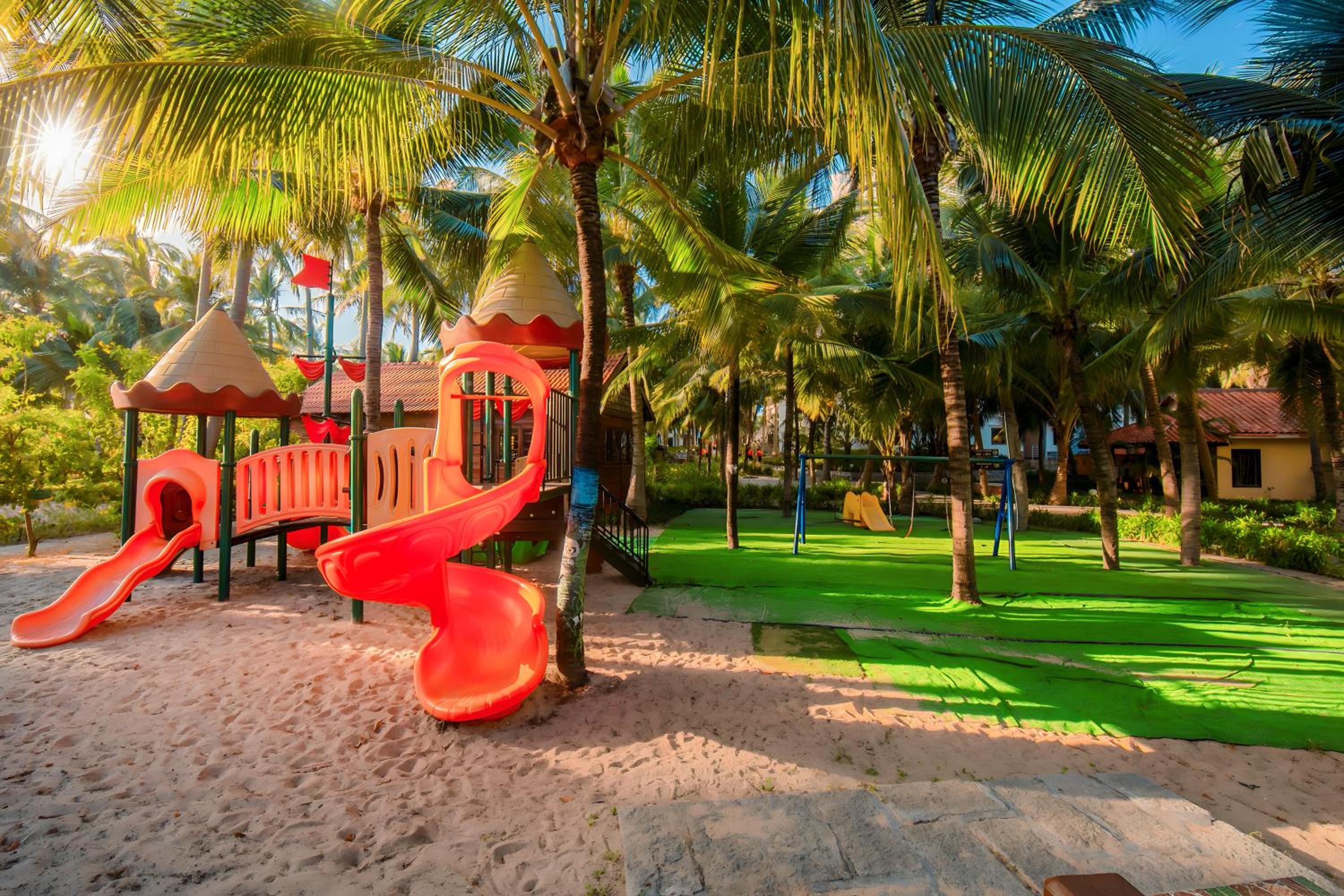 Sea Lion Beach Resort Mui Ne