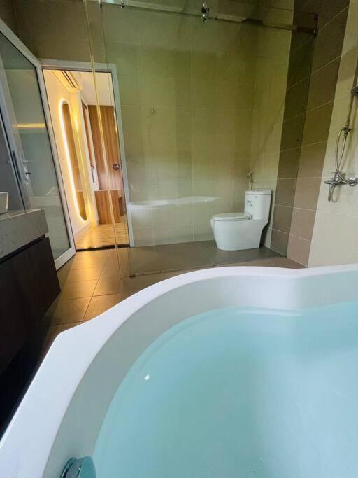 Sol Villa 4BR, Pool, Near Han River, Camp Fire view 5