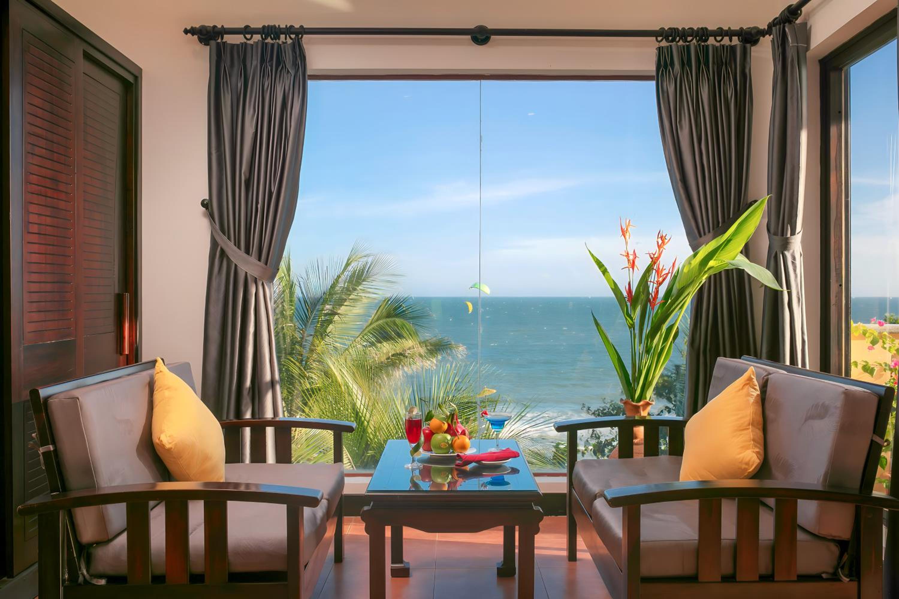 Sea Lion Beach Resort Mui Ne