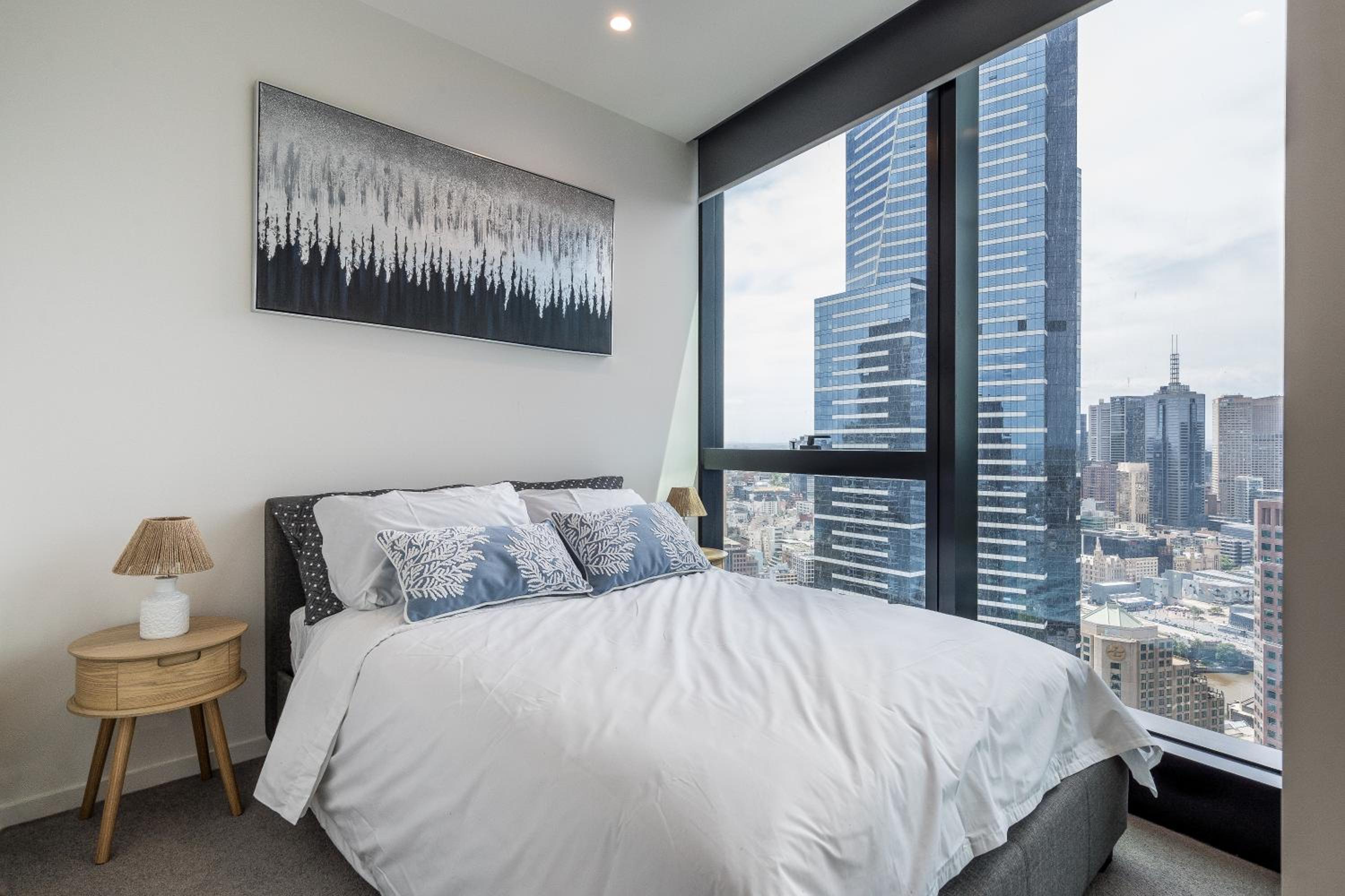 Up on the clouds with a view- 2bed 2bath with