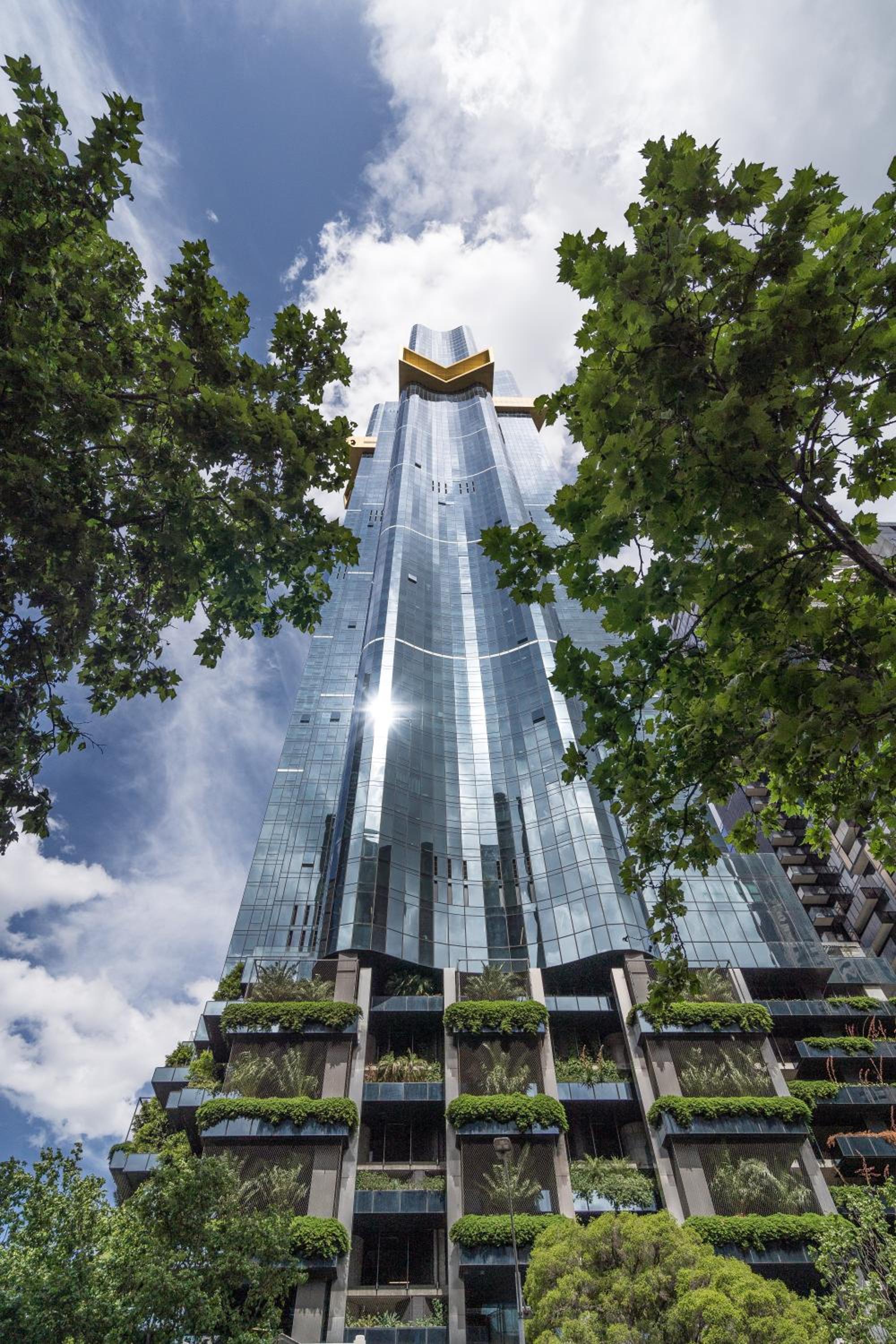 Up on the clouds with a view- 2bed 2bath with