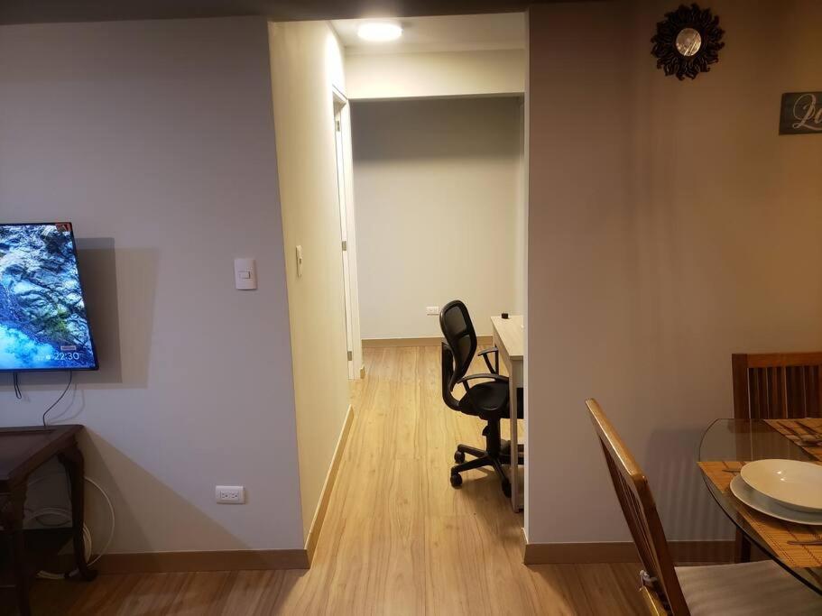 Central, petfriendly family apartment
