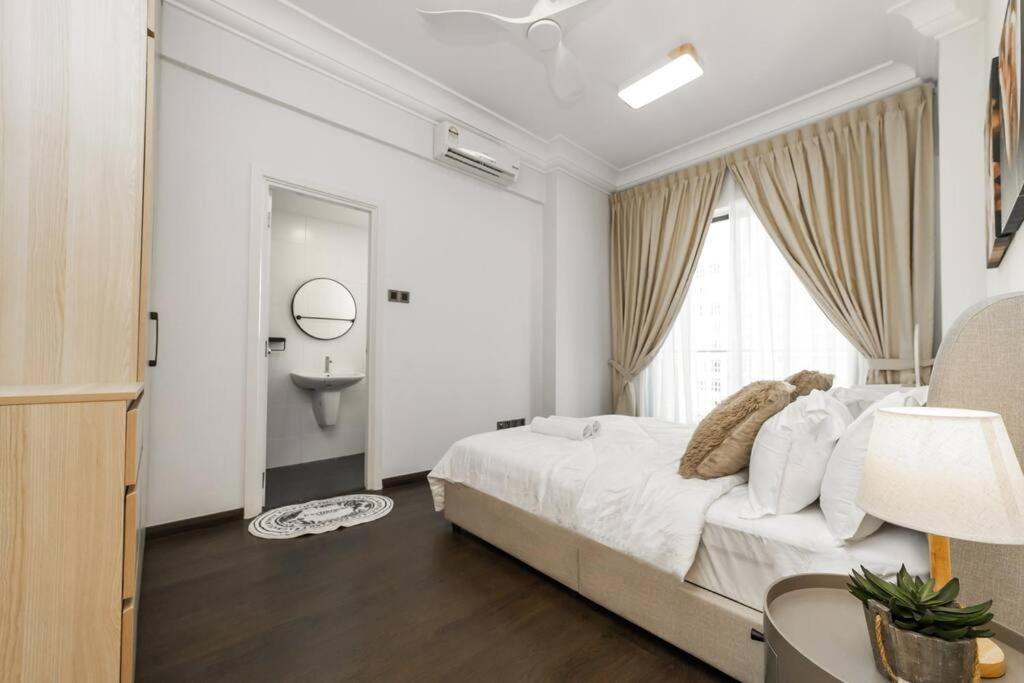 VSummer CozyHaven 4br nr CIQ R&F by Our Stay