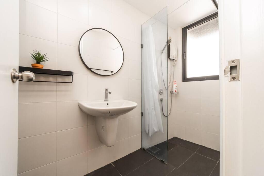 VSummer CozyHaven 4br nr CIQ R&F by Our Stay