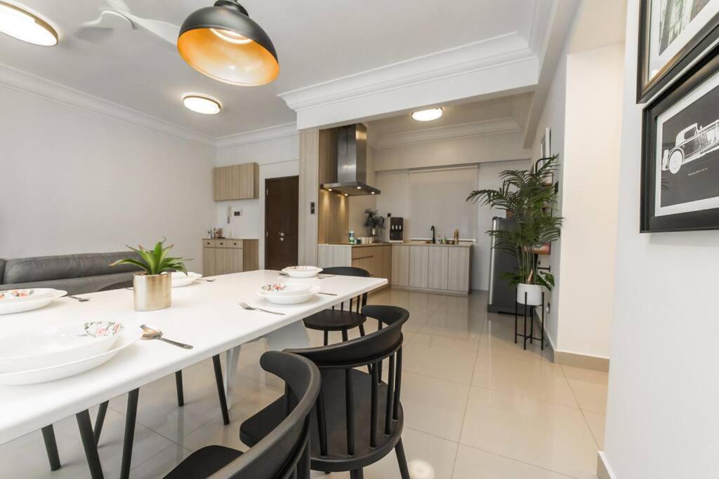 VSummer CozyHaven 4br nr CIQ R&F by Our Stay