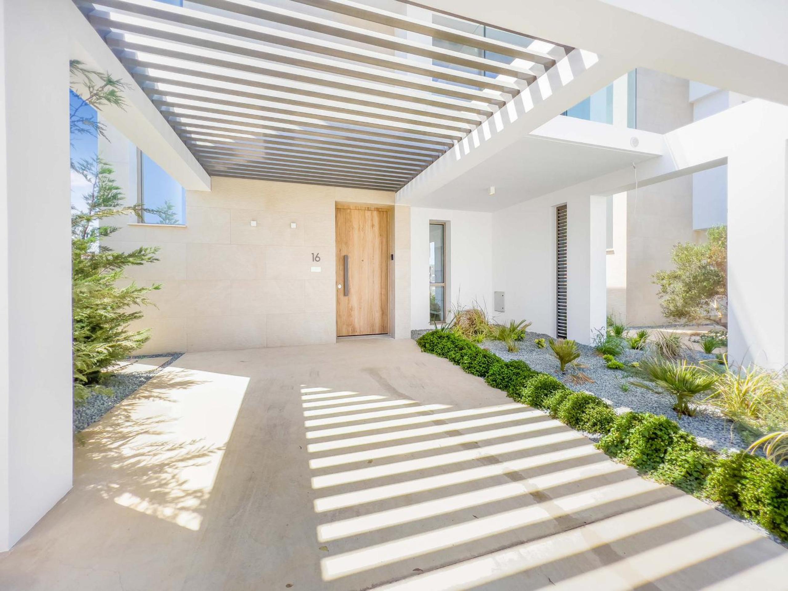 Azure Seaview - Garnet Villa