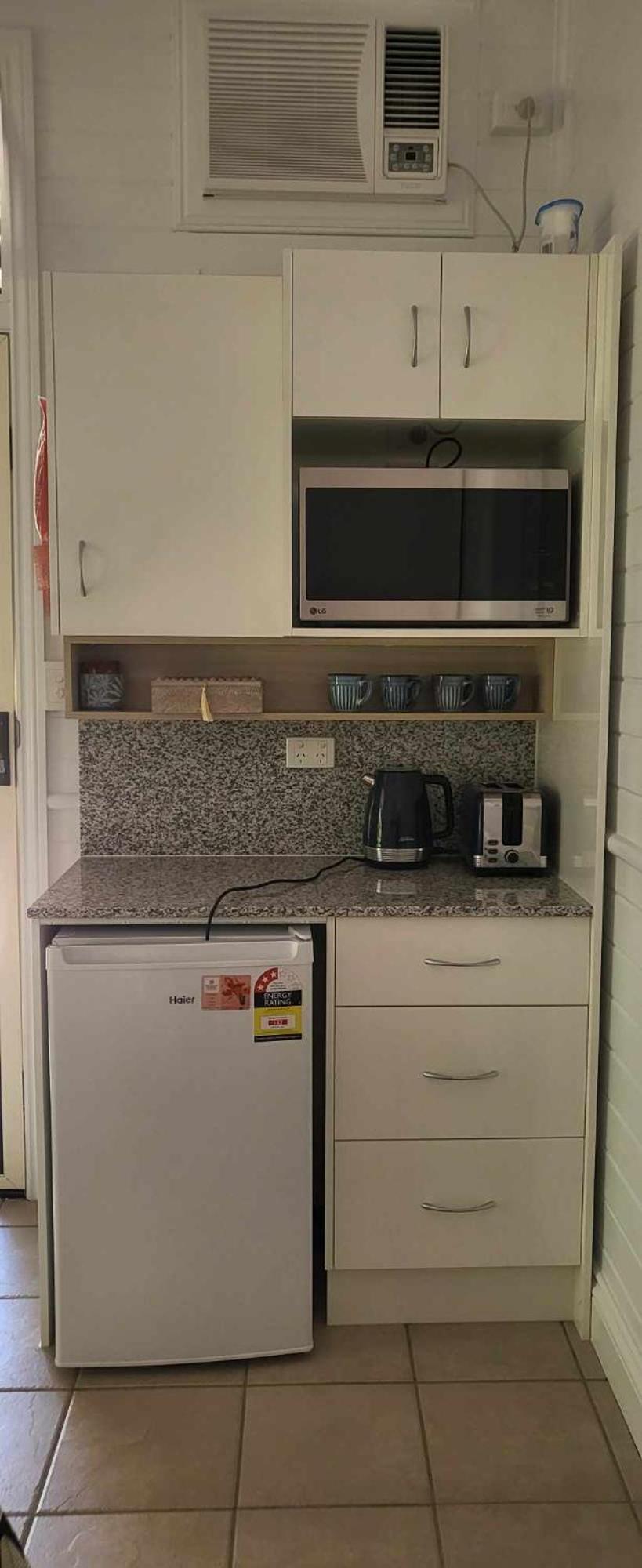 Ribbonwood Bed & Breakfast, Emu Park Qld
