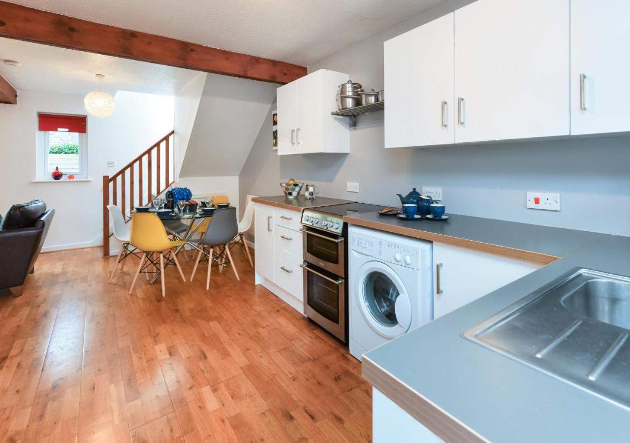 3 Bed in Pwllheli oc-tonnau